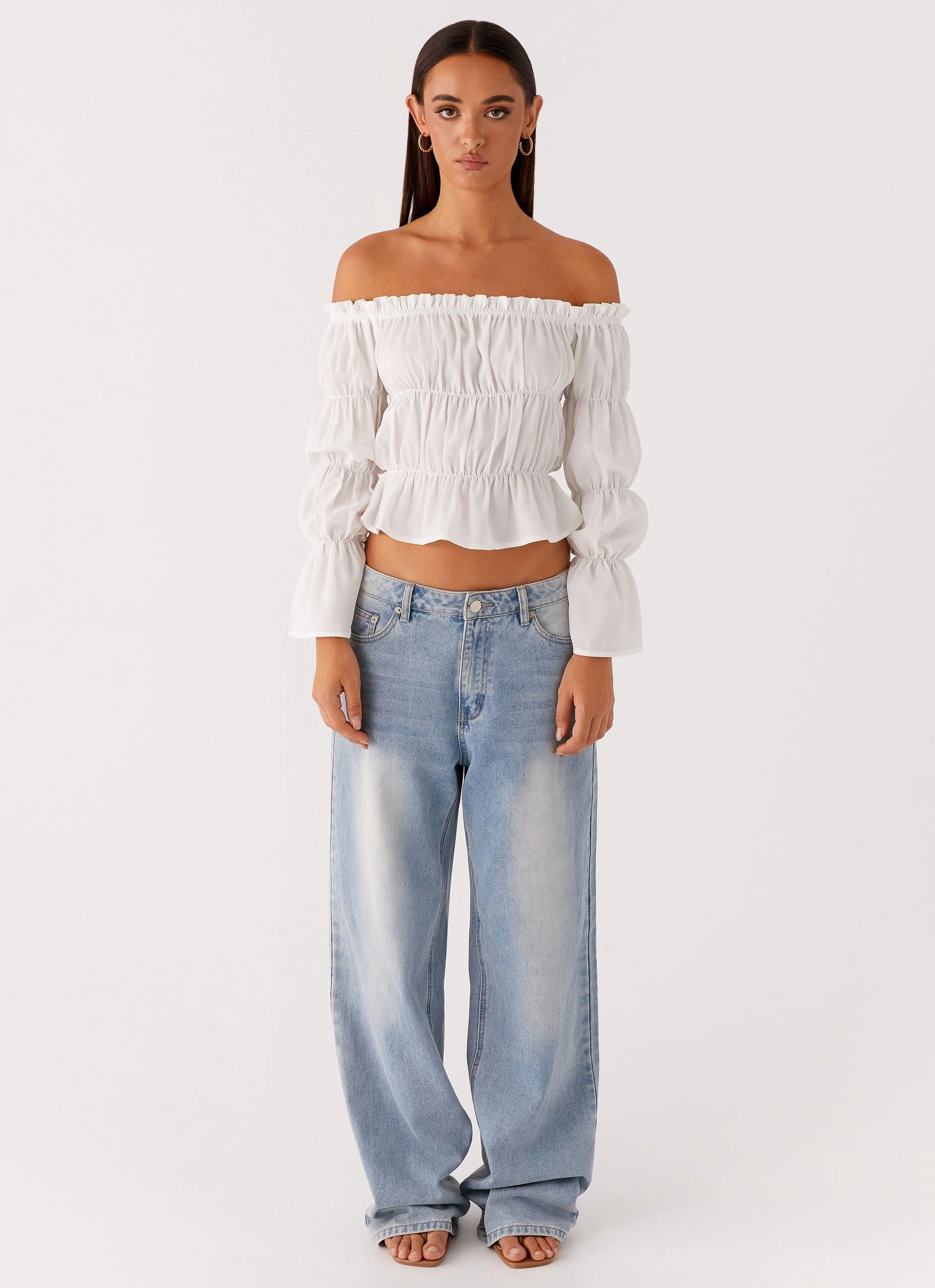 Relaxed Crew Neck Imara Ruched Long Sleeve Top - Ivory Noise Reduced Zipper AllDayComfortFit