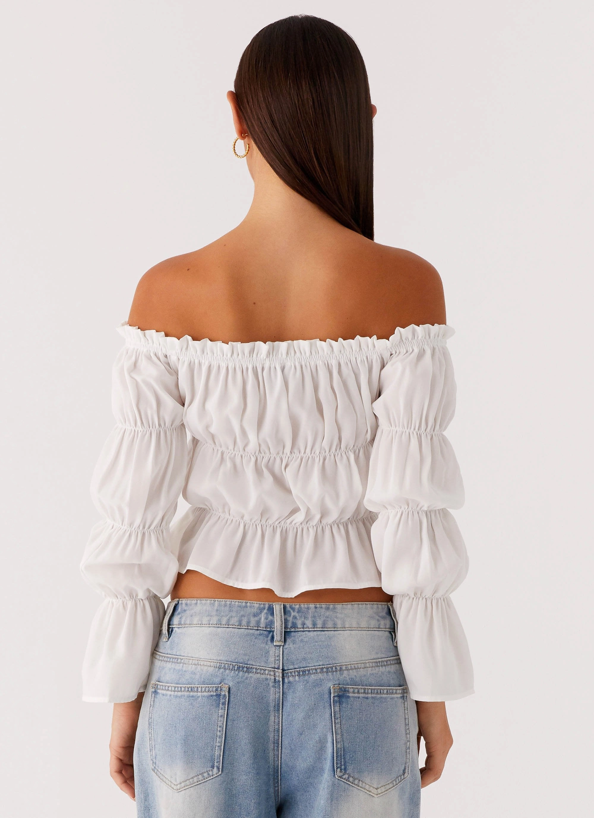 Relaxed Crew Neck Imara Ruched Long Sleeve Top - Ivory UPFProtection