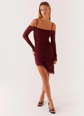 Sascha Mini Dress - Maroon Classic Touch Scoop-Neck