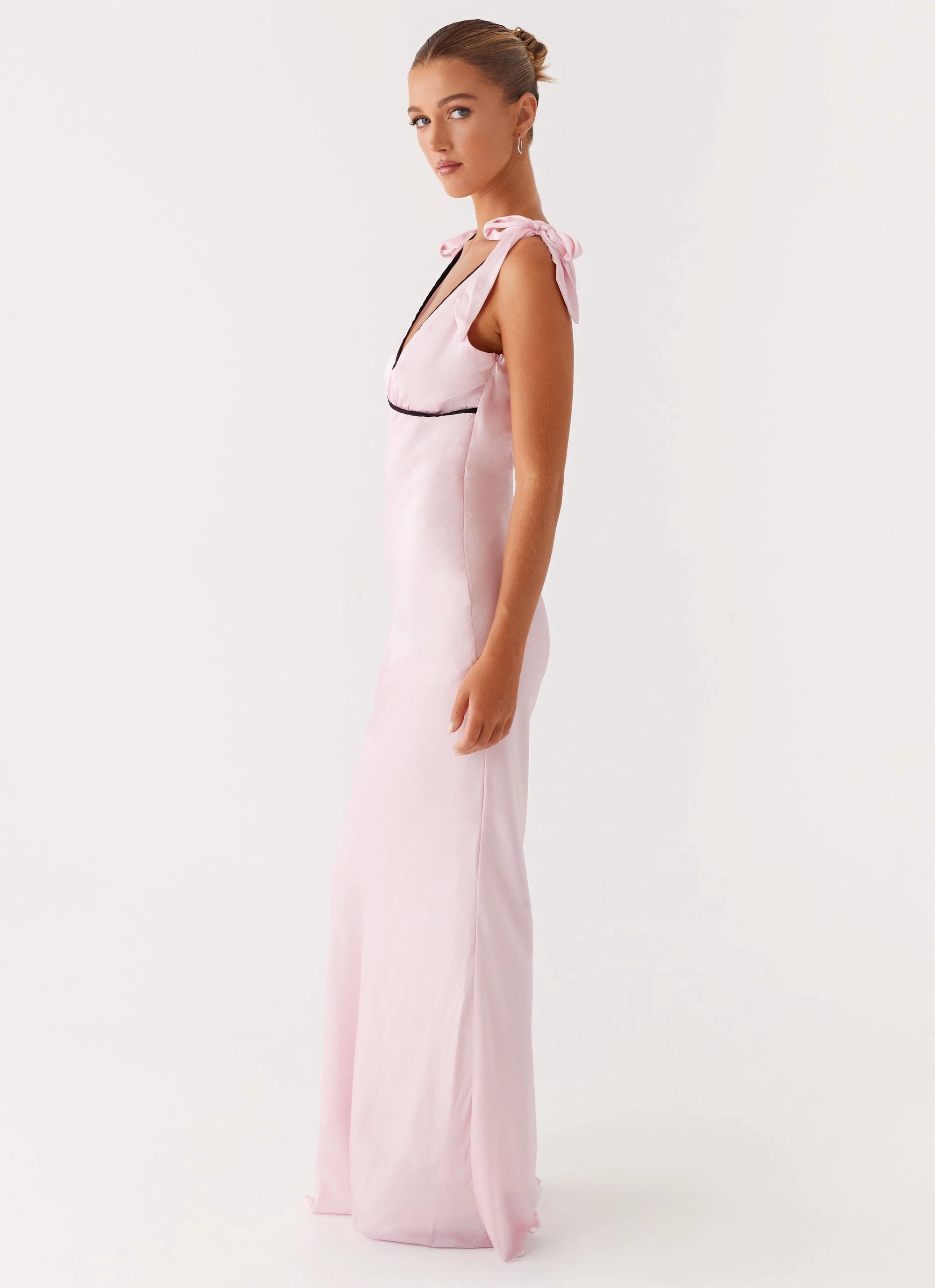 Romeo Maxi Dress - Pink Relaxed Movement