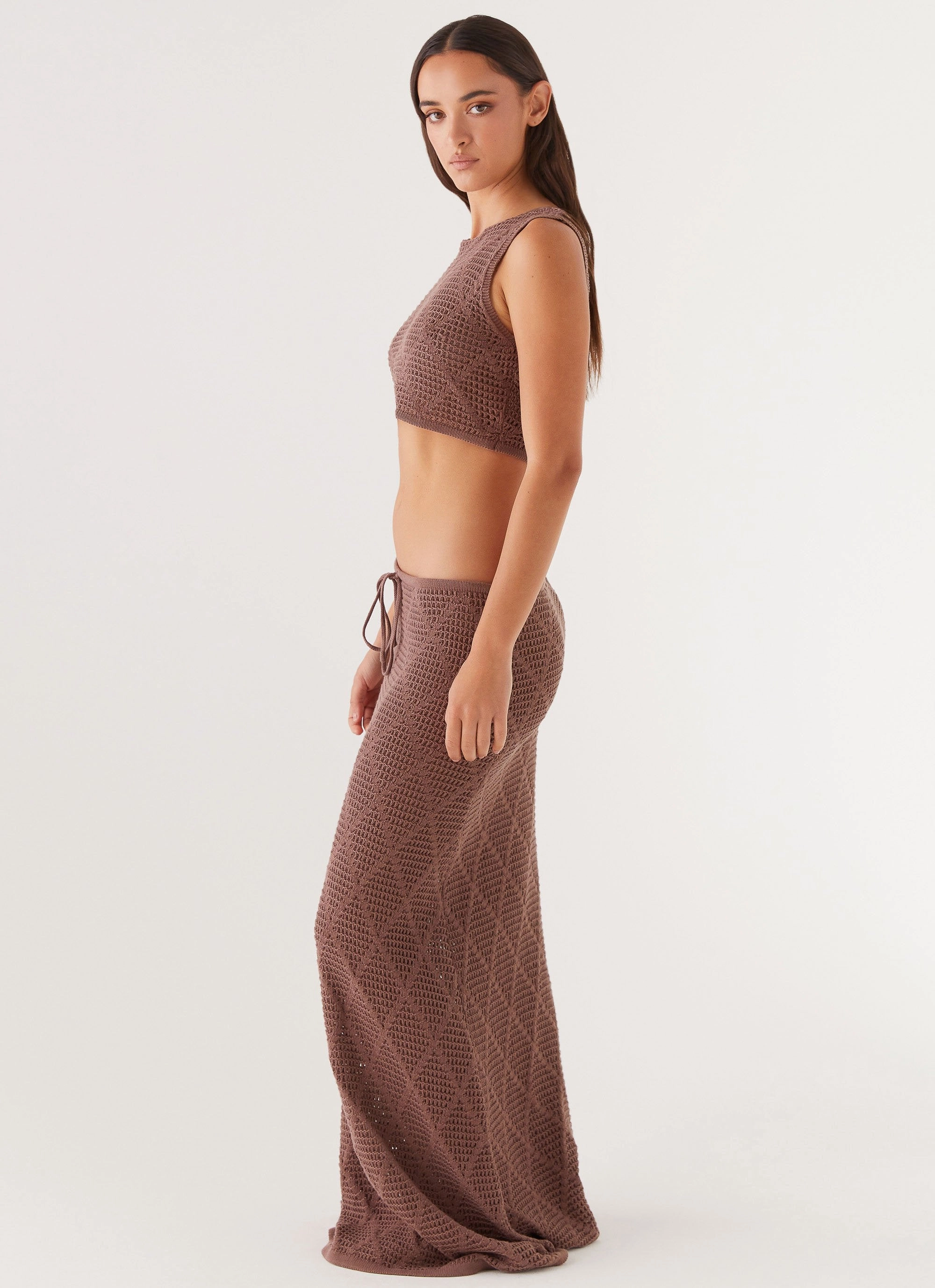 Basic Stretch Santonio Crochet Crop Top - Chocolate