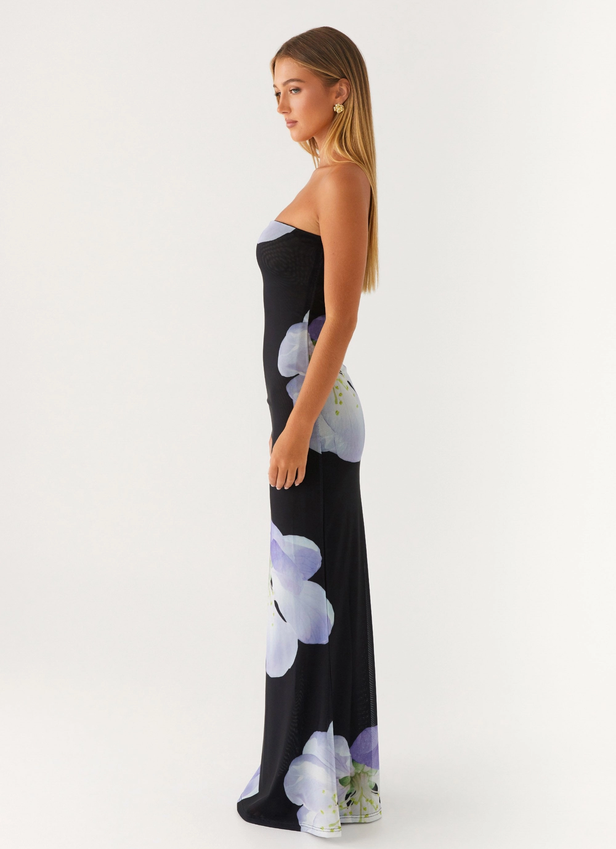 Smooth-Lining Delicate Edge Jorja Maxi Dress - Flower Print