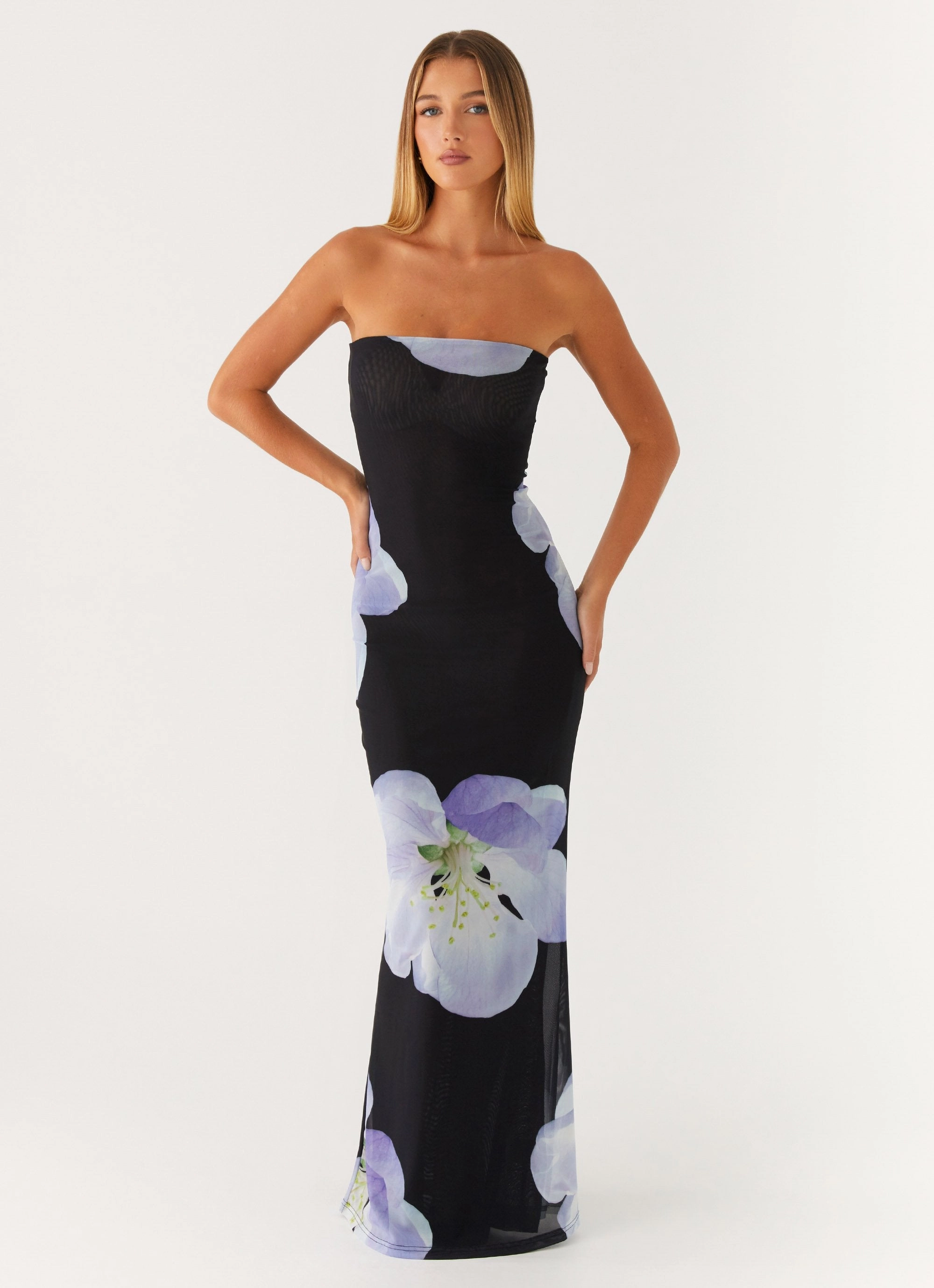 Edgy vibes Jorja Maxi Dress - Flower Print