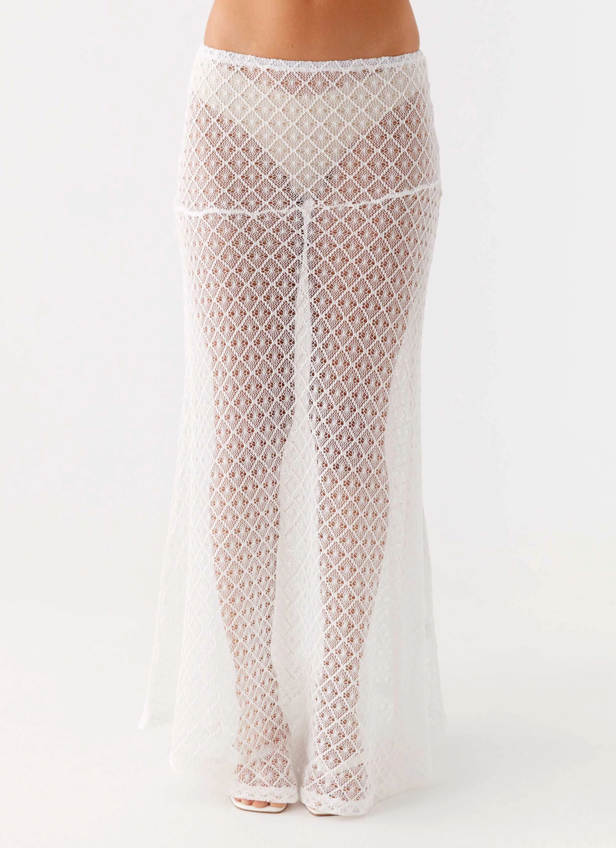 Key Feature Velli Crochet Maxi Skirt - White