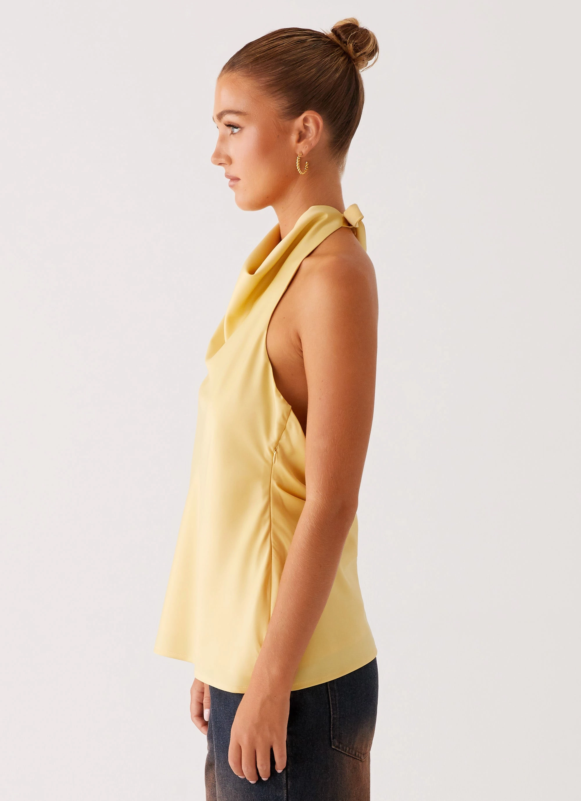 Carsen Halter Top - Yellow GarmentWashed Softness