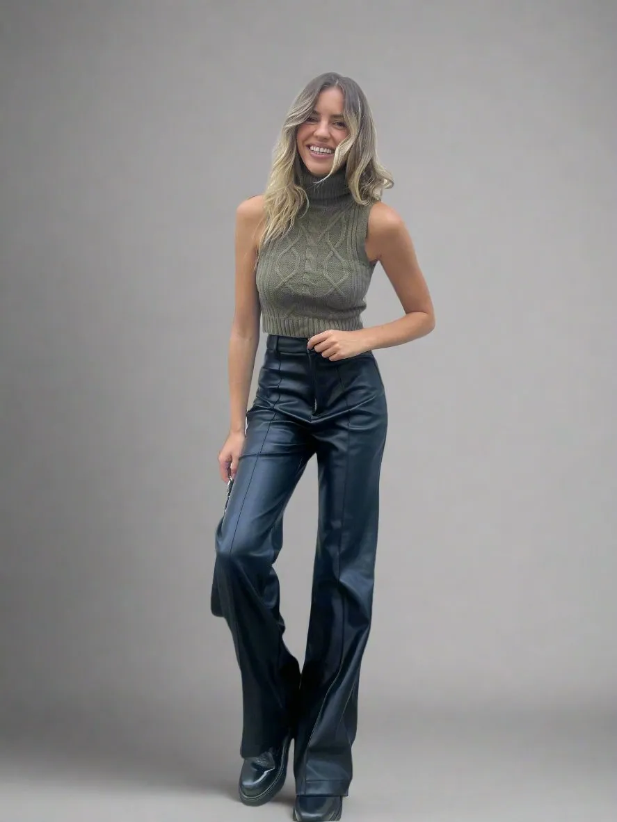 Thermal Insulation Tech Layered Hemline Alyssa PU Flare Trouser / Black PU