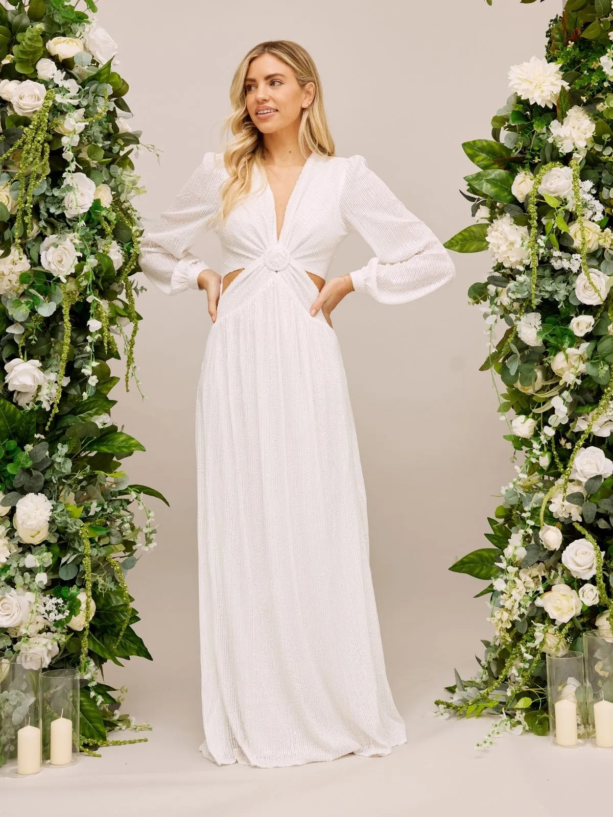 Front Detail Comfortable Waist Design Sequin Cut Out Maxi Bridal Dress / White