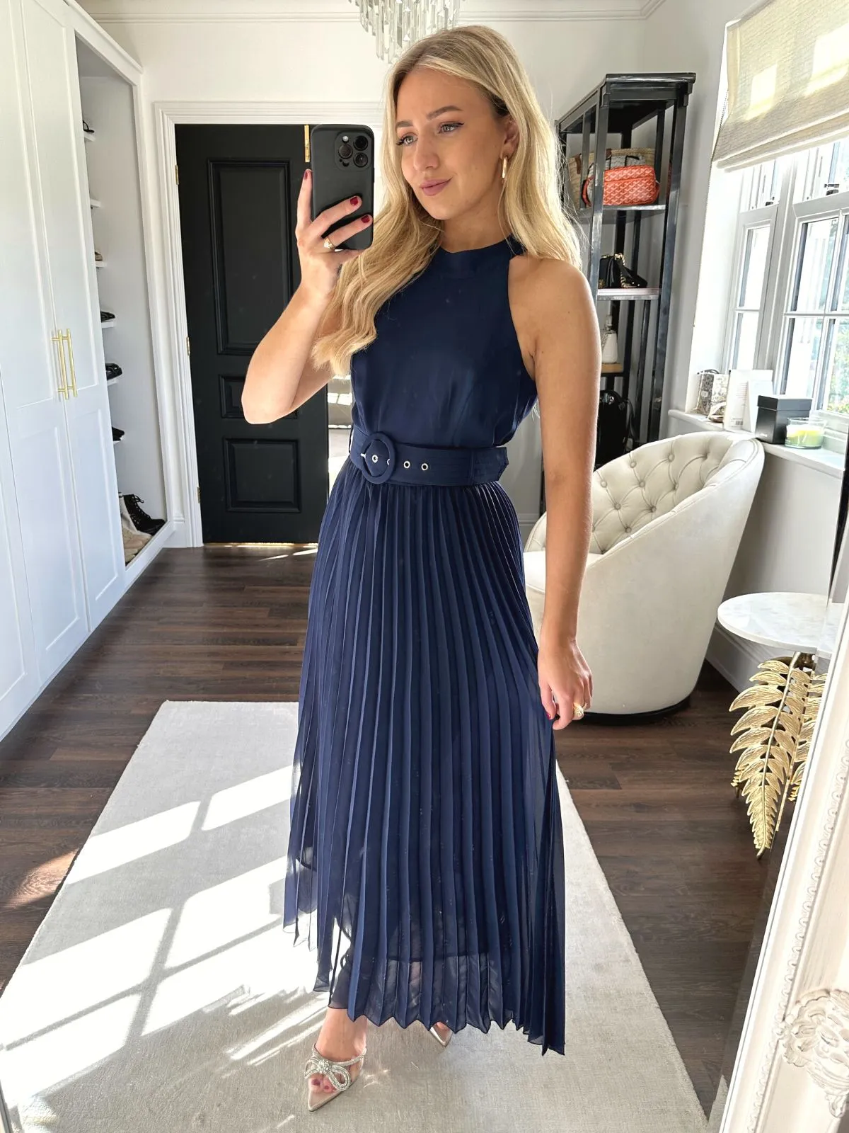 Sleek Draping Petite Luisa Belted Pleated Maxi Dress / Navy