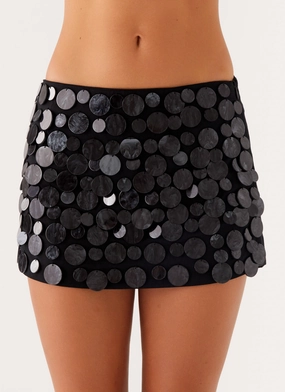 Smart Comfort Delicate Texture Movie Star Mini Skirt - Black