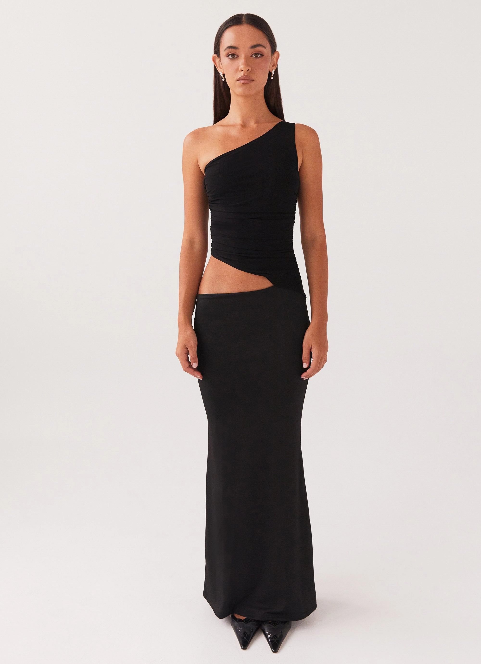 Sophisticated Style Trend Detail Seranella One Shoulder Maxi Dress - Black
