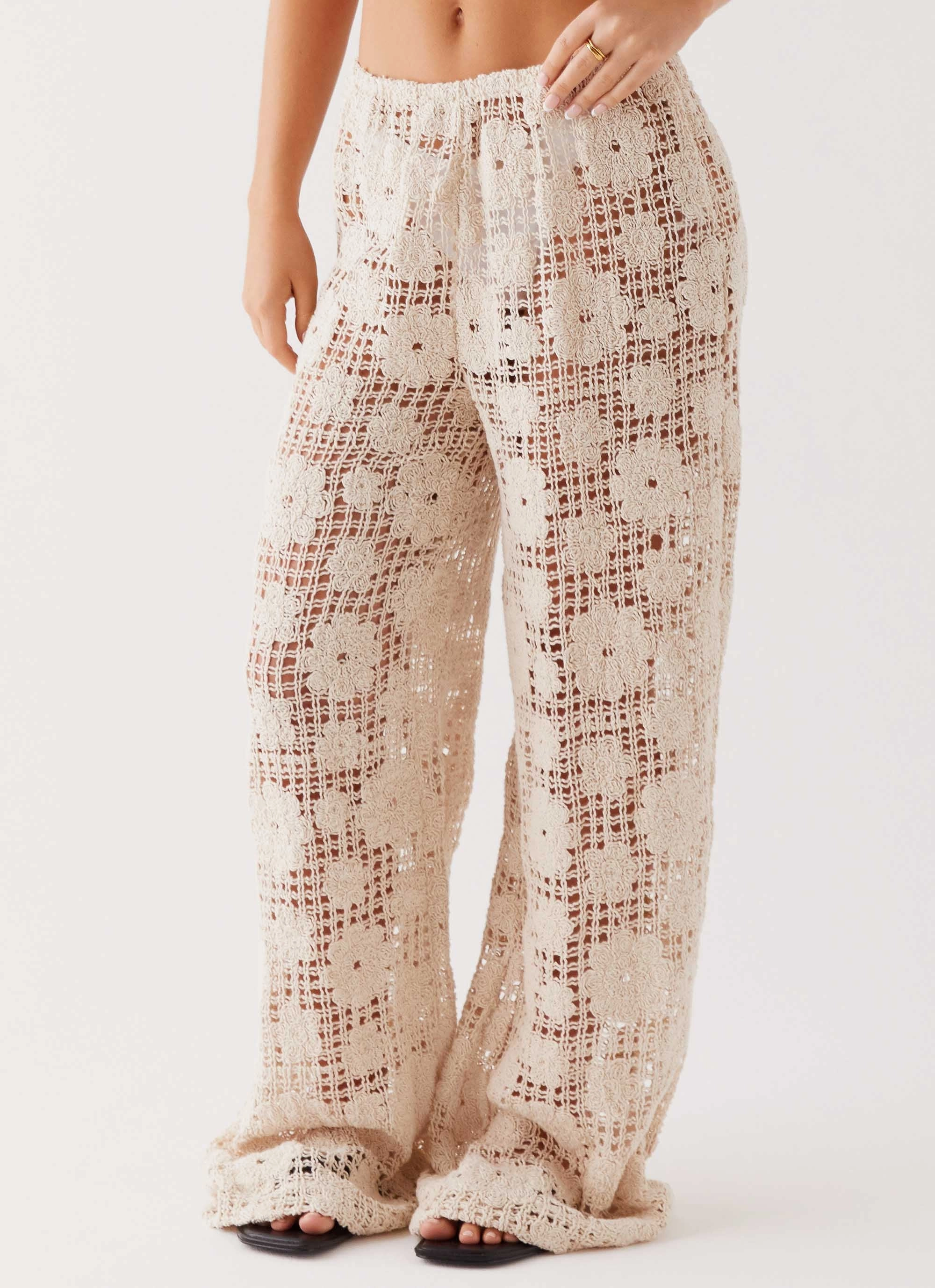 Softened Hem Shell Beach Crochet Pants - Ivory