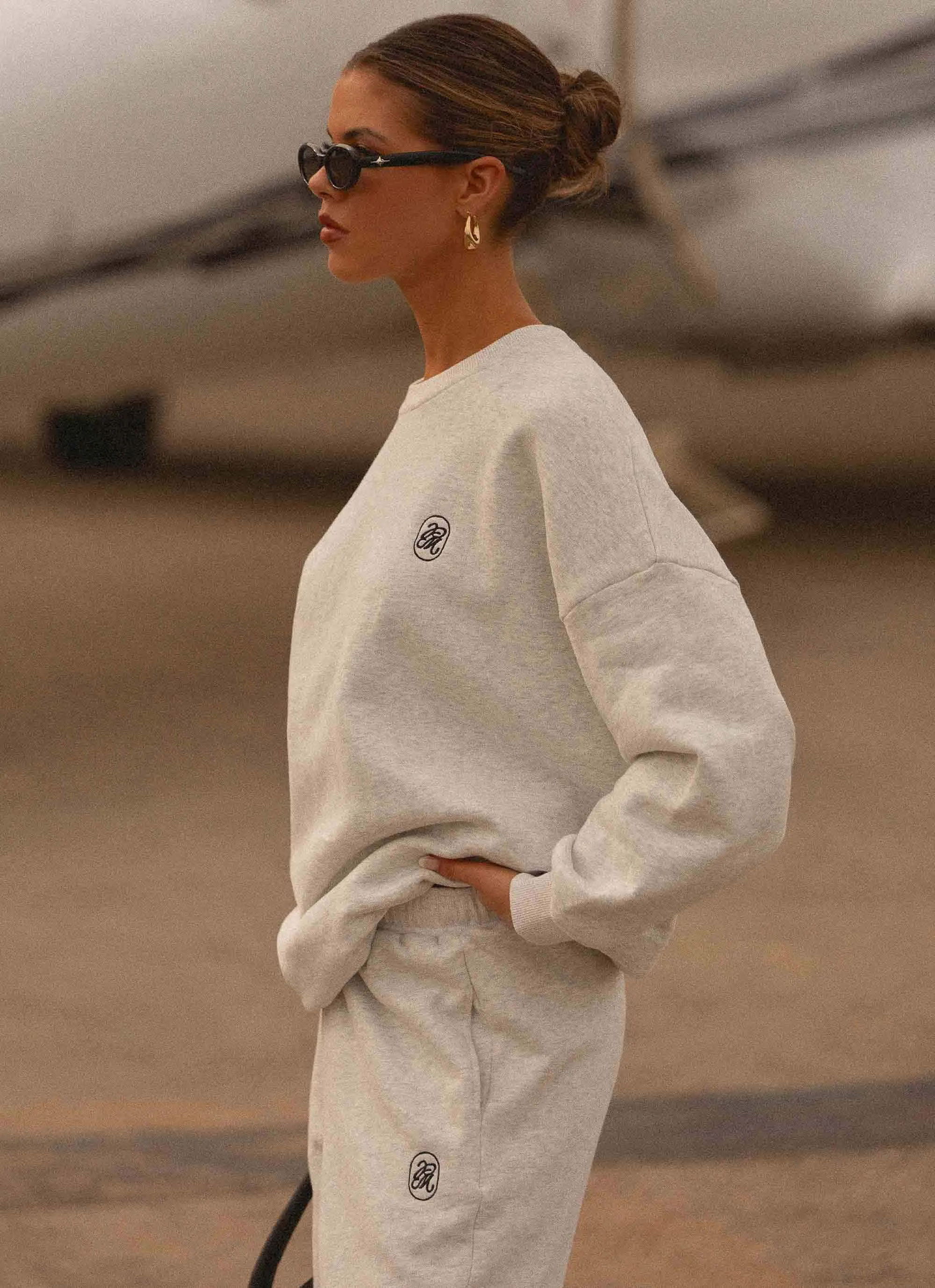 ThermalRegulating Fabric SweatAbsorbent Signature Oversized Sweatshirt - Grey