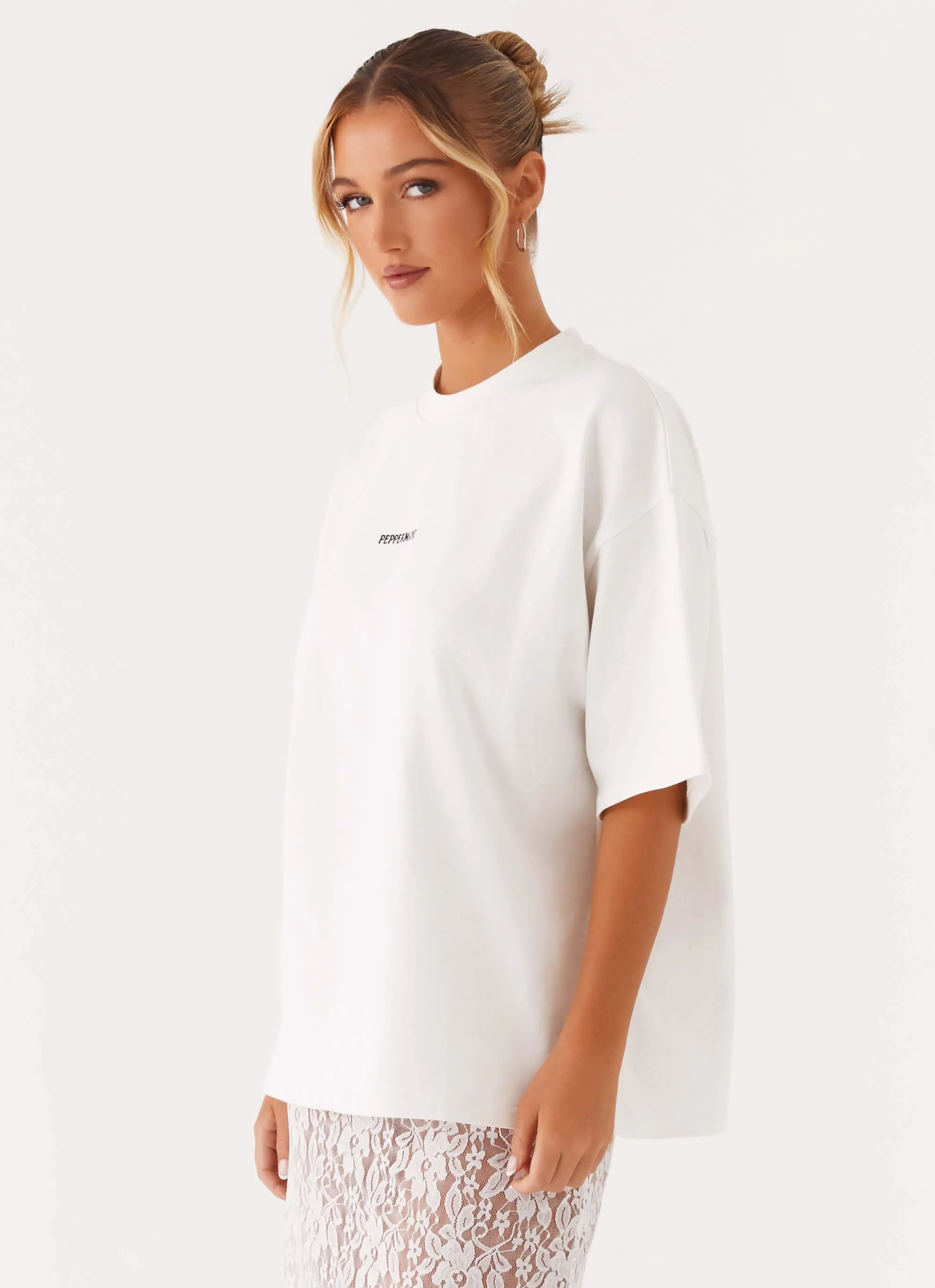 Breathable Underarm Gussets Signature Oversized Tee - White