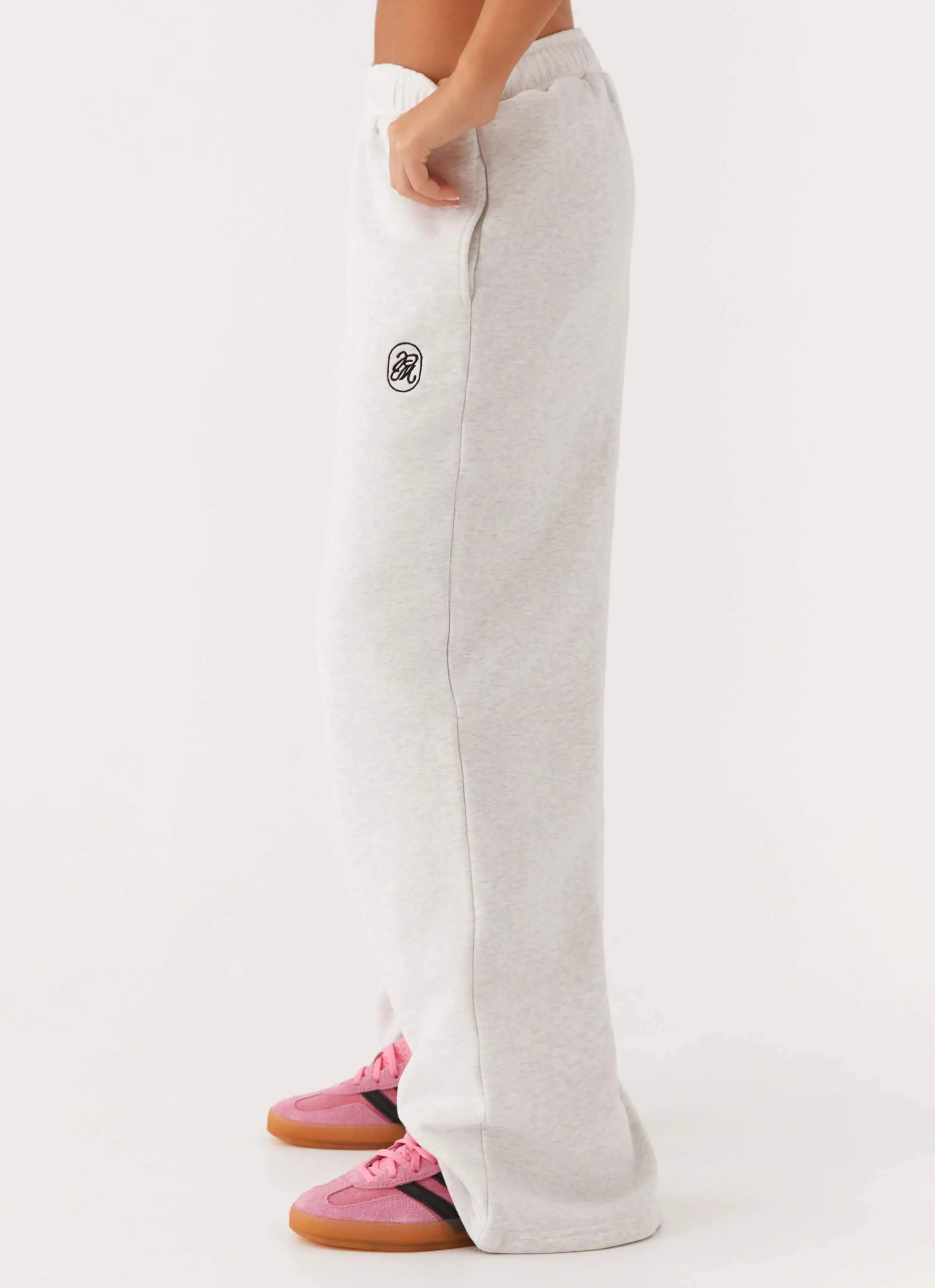 Signature Sweatpants - Grey Heat Regulating Fabric Brushed Microfiber Surface