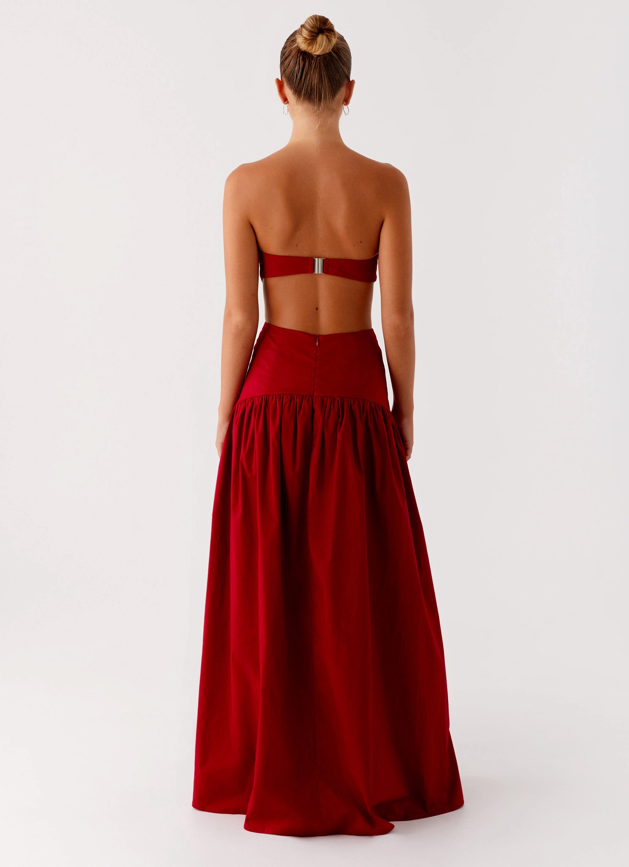 Aamari Maxi Dress - Red Vibrant Edge