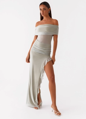 Soft Shine Refined touch Nelly Off Shoulder Maxi Dress - Pistachio