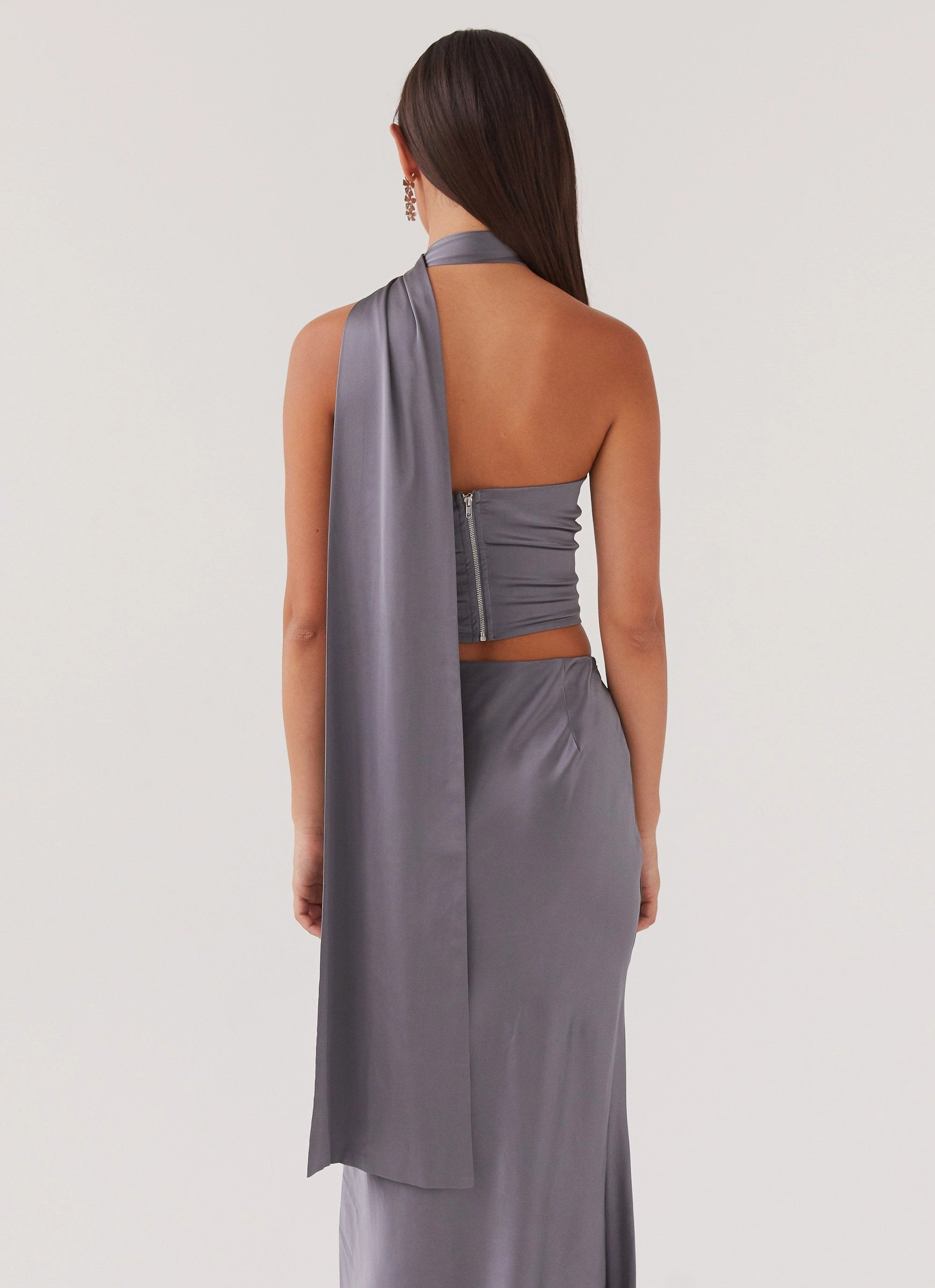 Bound Seam Finish Odor Resistant Fabric Josefina Satin Scarf Top - Slate