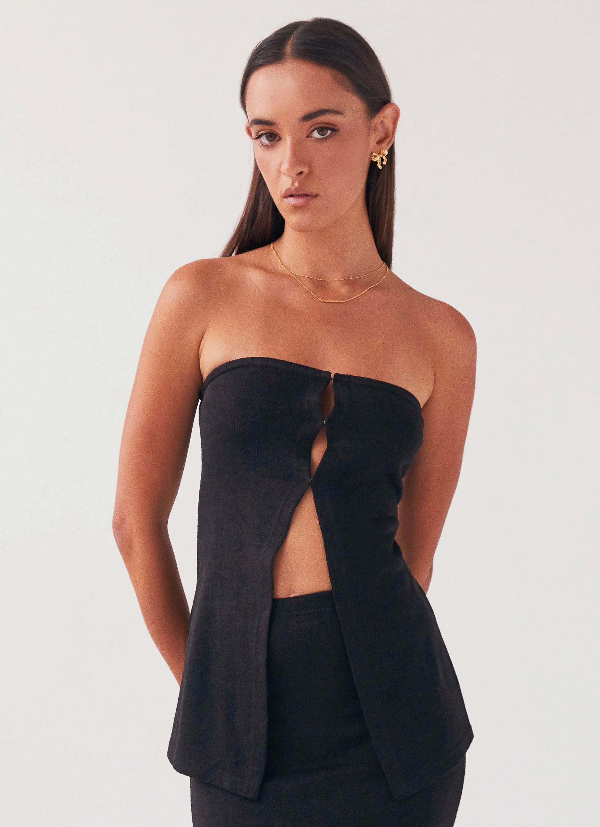 Delicate Lady Knit Top - Black Stylish Look Layer Friendly