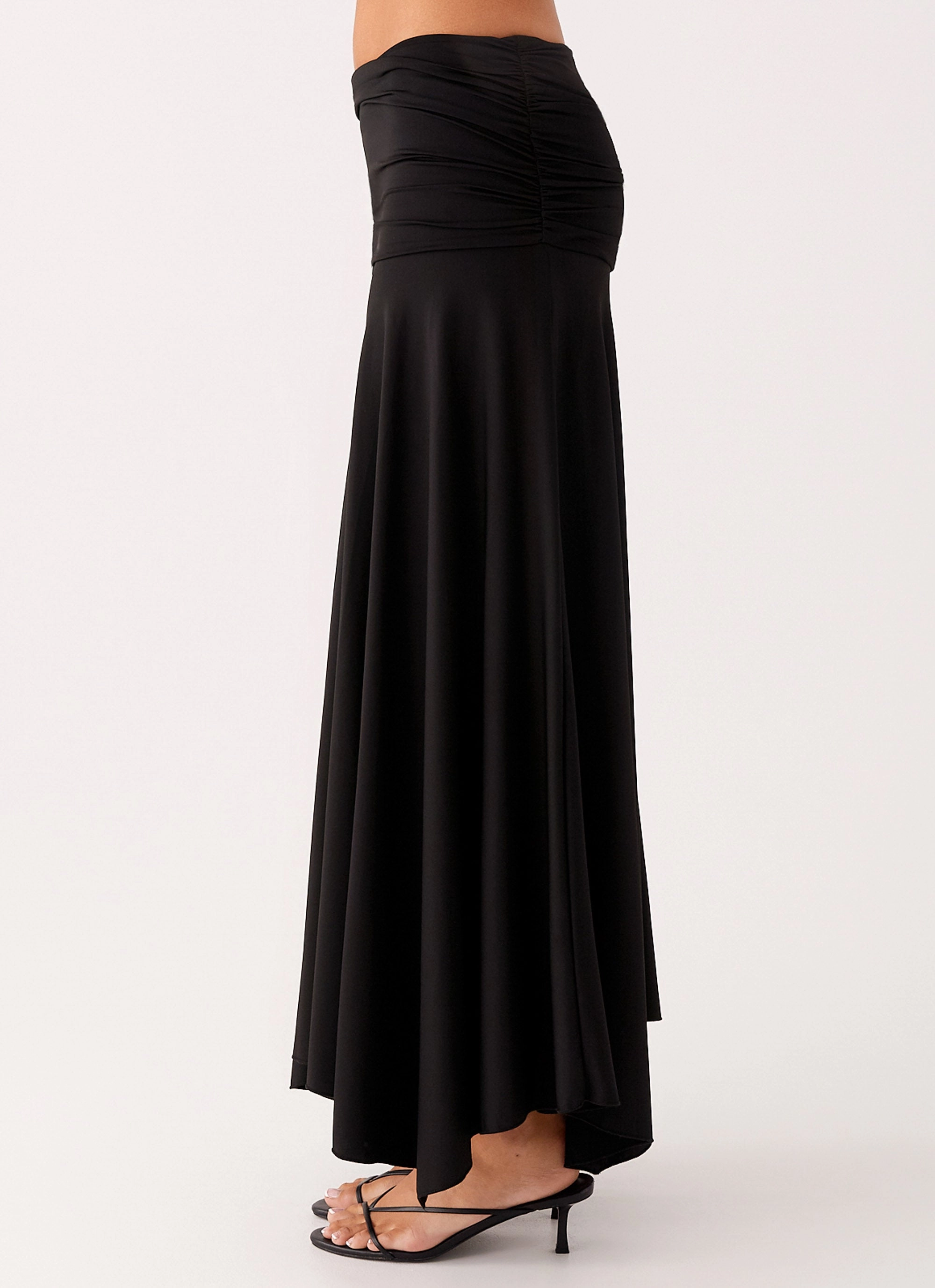 Liana Ruched Maxi Skirt - Black High Stretch Fit
