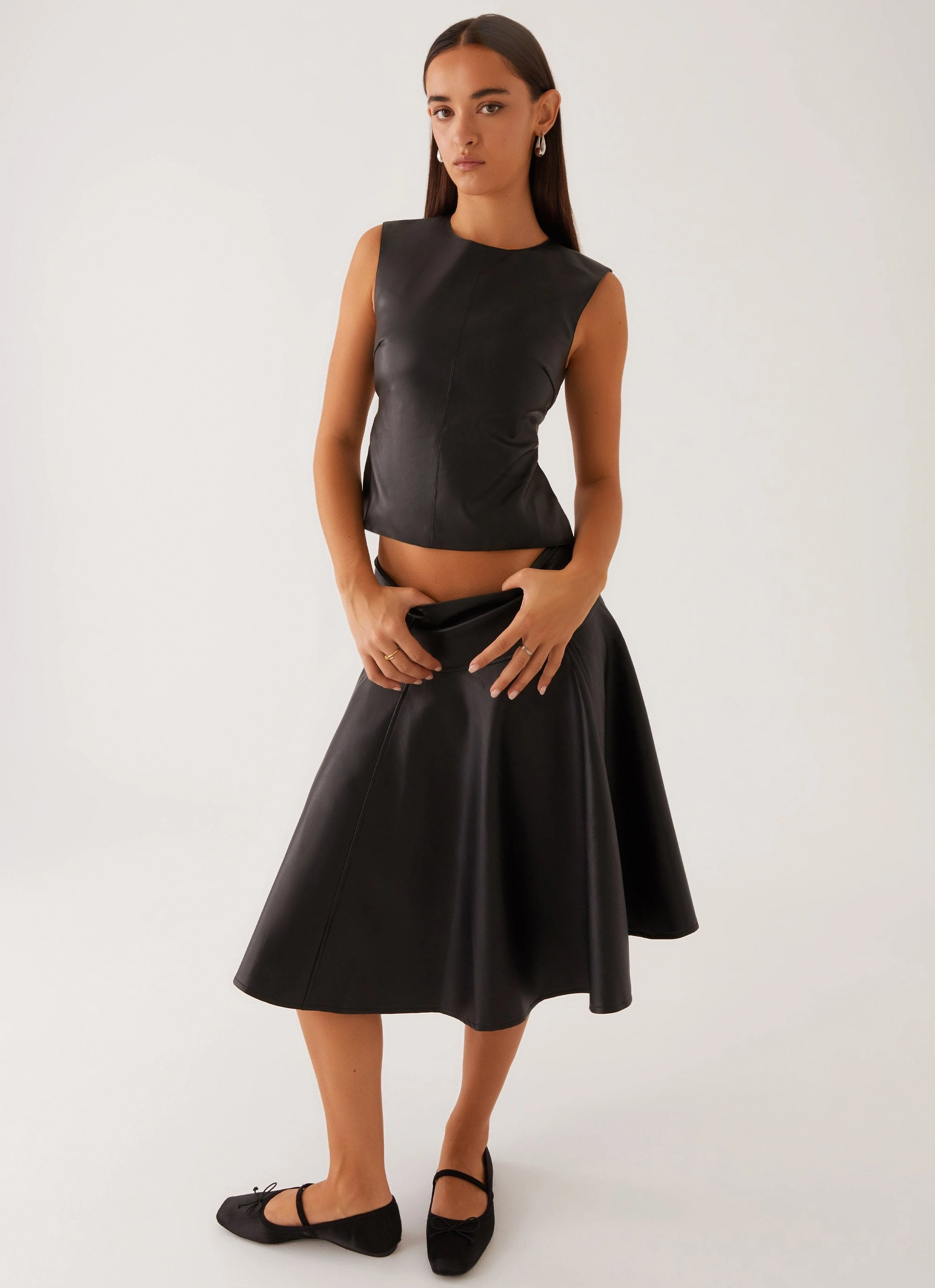 Paola Tank Top - Black Hypoallergenic Interior Layer Abrasion Resistant Edging