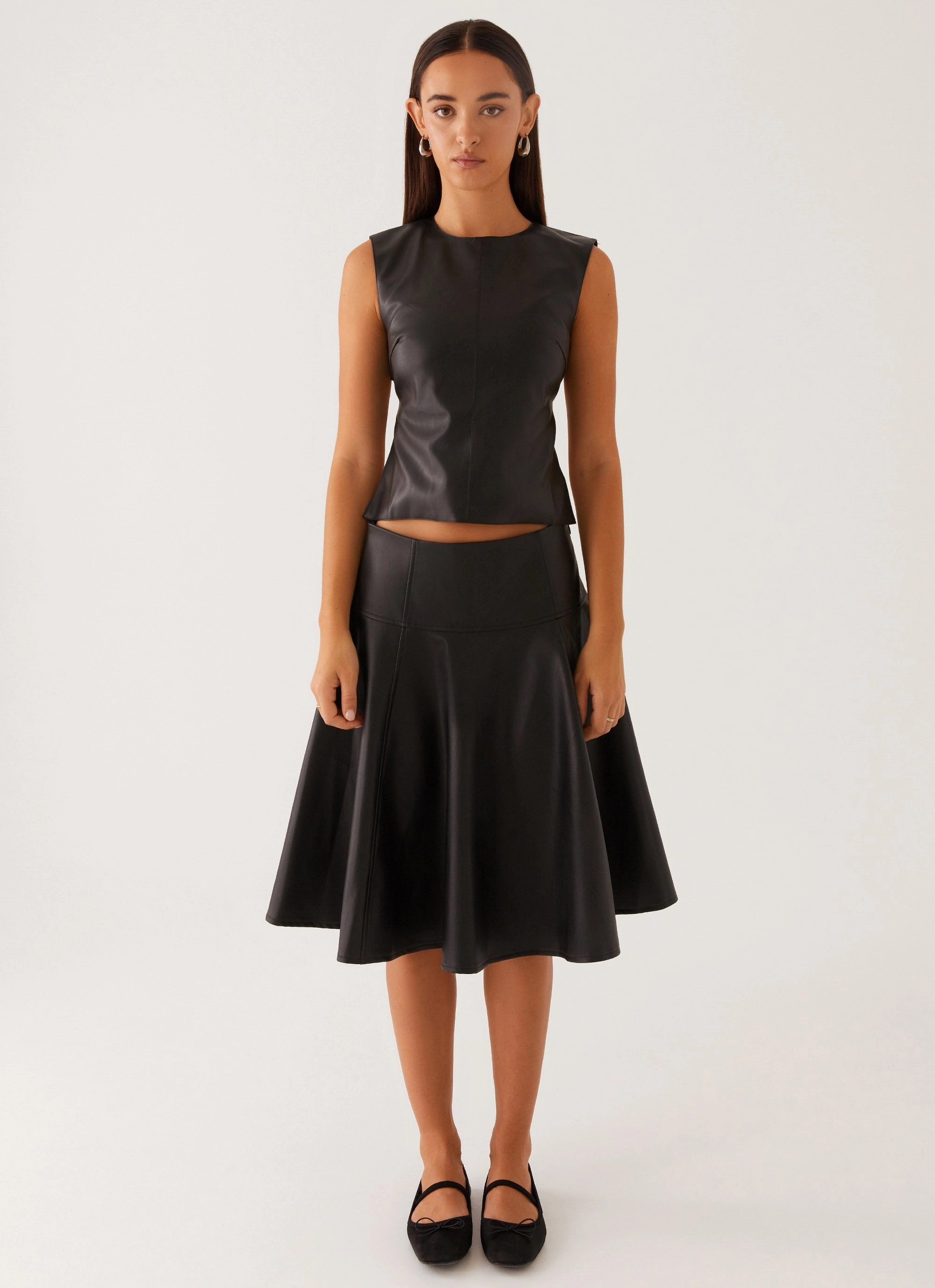 Asymmetric Hemline Anti Pilling Surface Treatment Paola Tank Top - Black