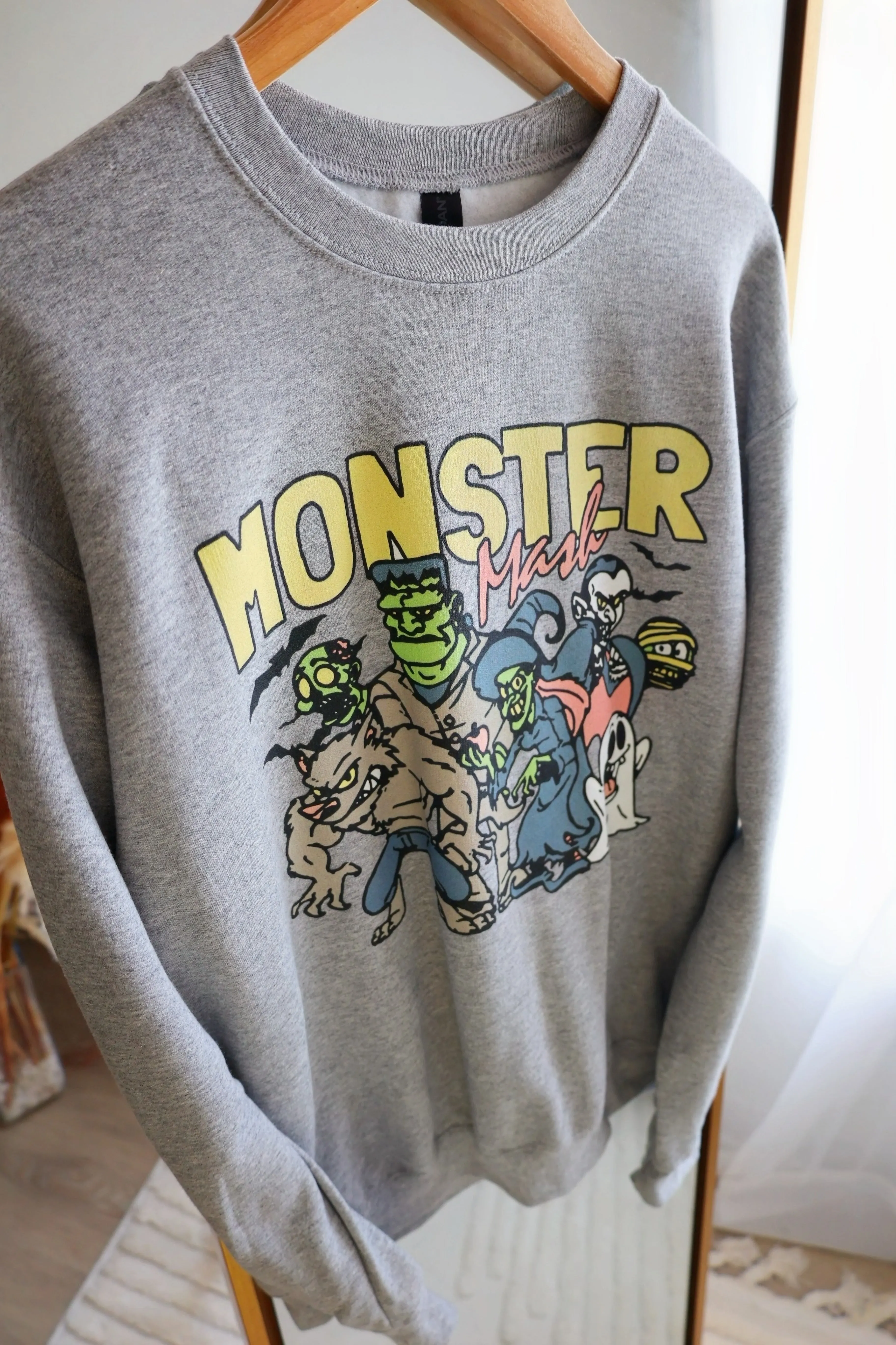 Monster Mash Retro Sweatshirt Active Design ThermalRegulationLayer