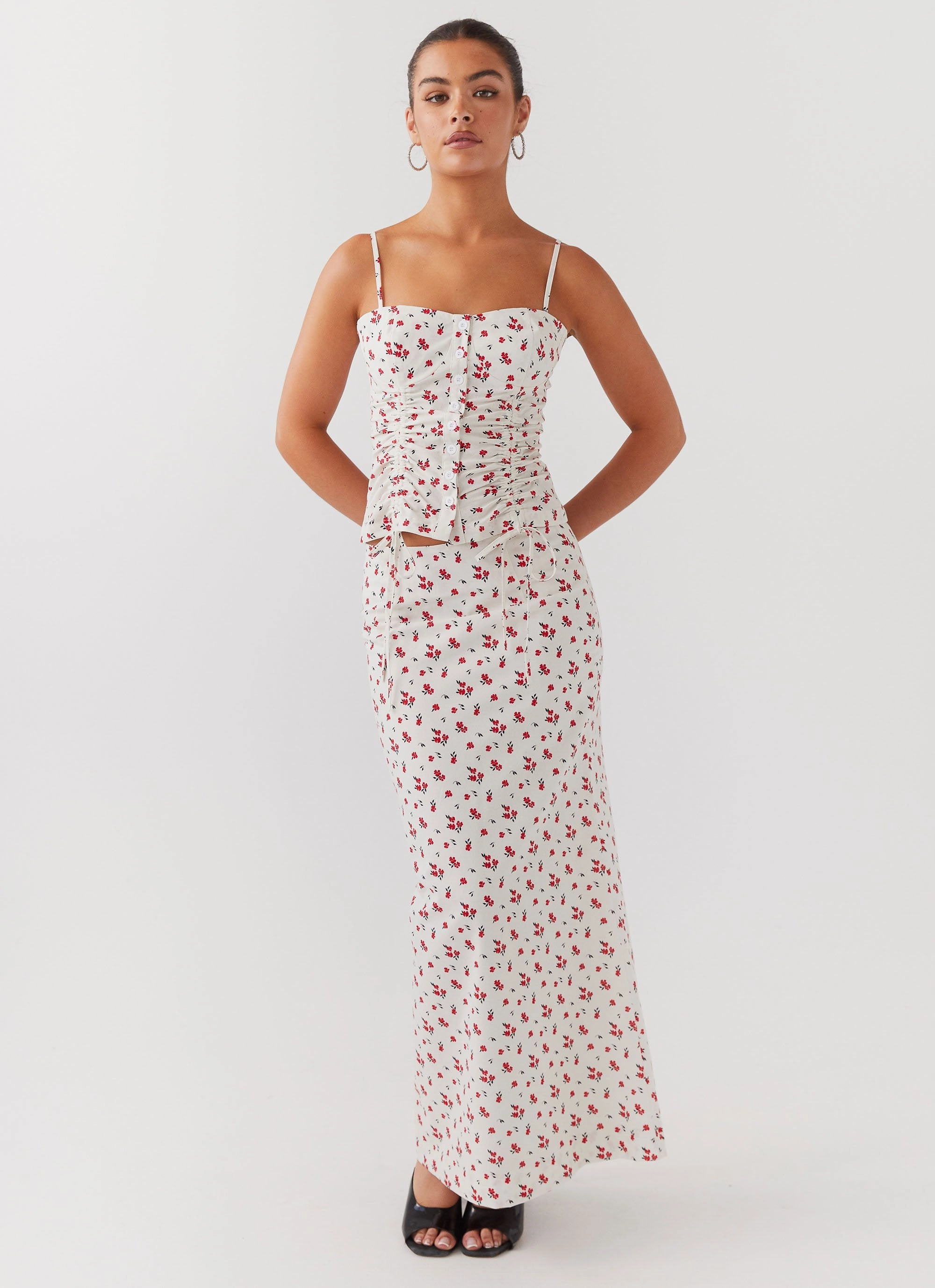 Ariana Linen Bustier Top - Poppy Floral Breathable3DKnit Casual Sweater