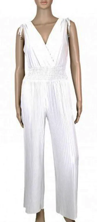 Solid Color Pleated Jumpsuits Wholesale