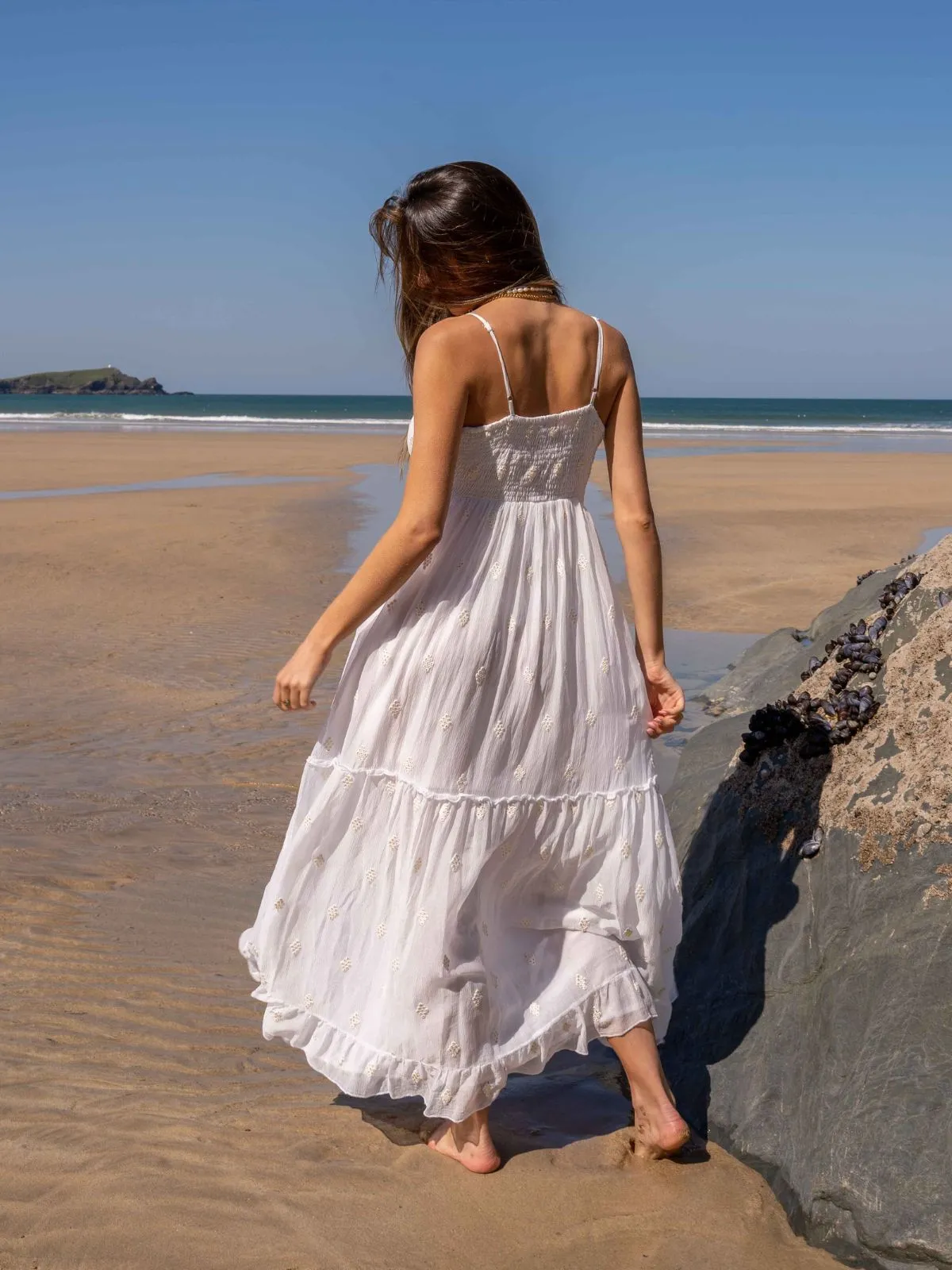 South Beach Marbella Tie Front Sequin Maxi Dress / White Durable-Fabric Dew Tone