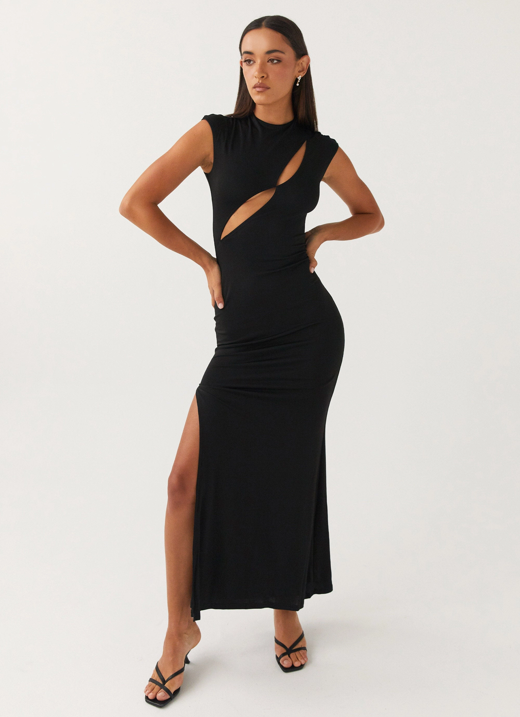 Special Affair Maxi Dress - Black Gentle Shine A-Line