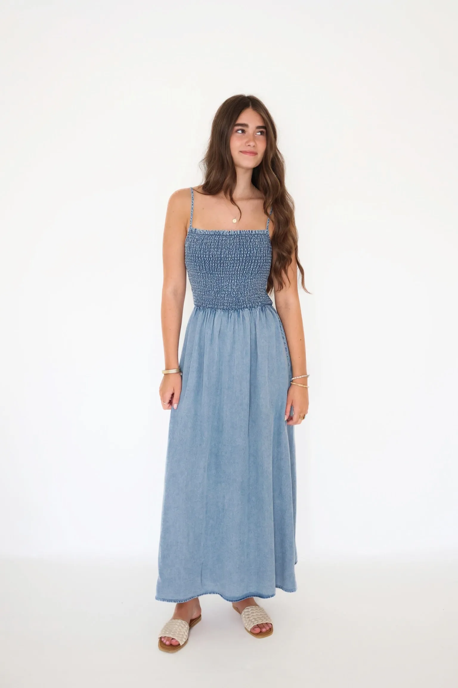 Bayside Chambray Midi Dress Soft Appearance