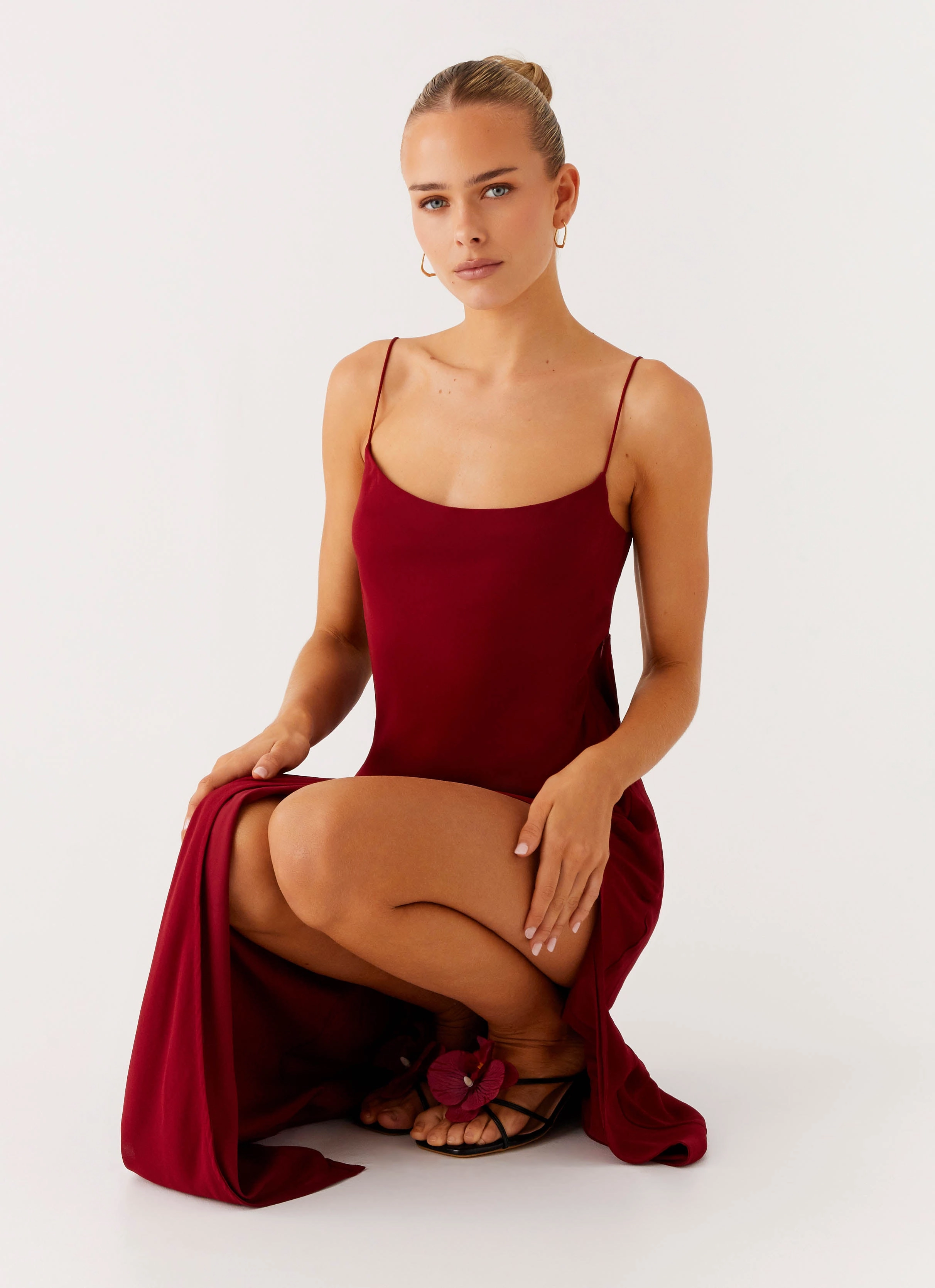 Alouette Maxi Dress - Burgundy Neutral Look