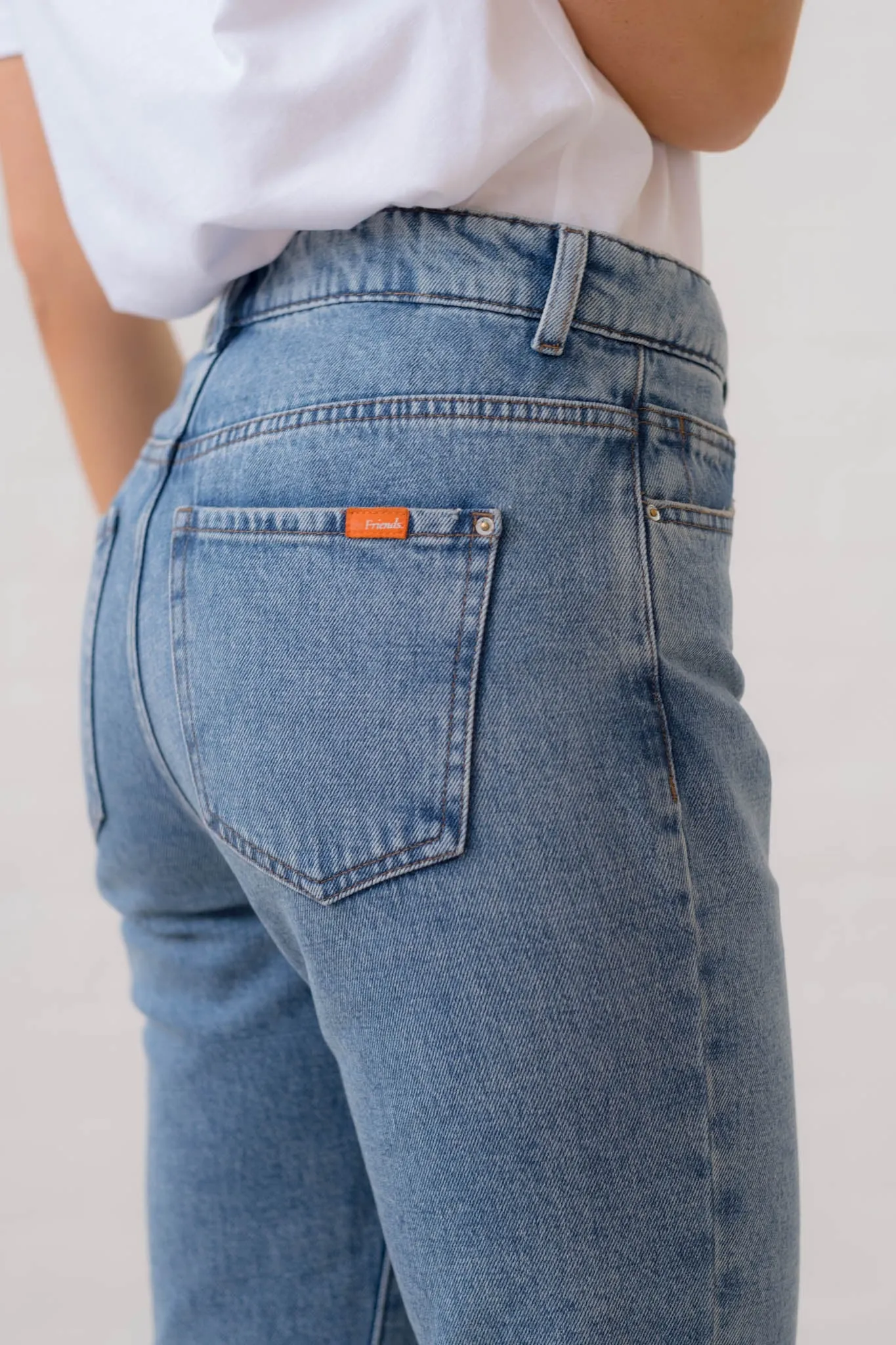 Straight Mid Wash Organic Jeans