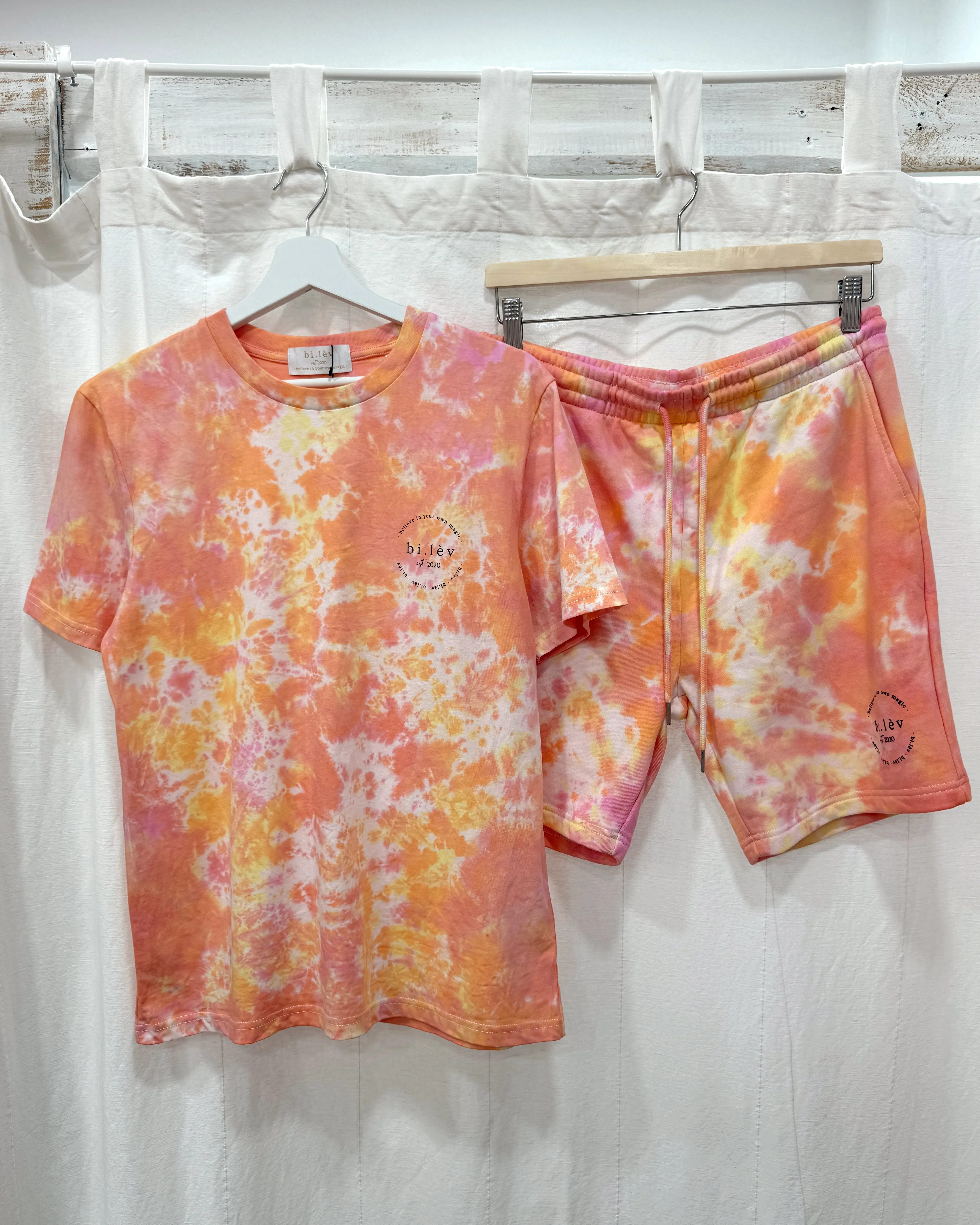 STRAWBERRY CITRUS Black Label - Tie Dye Organic Cotton T-shirt