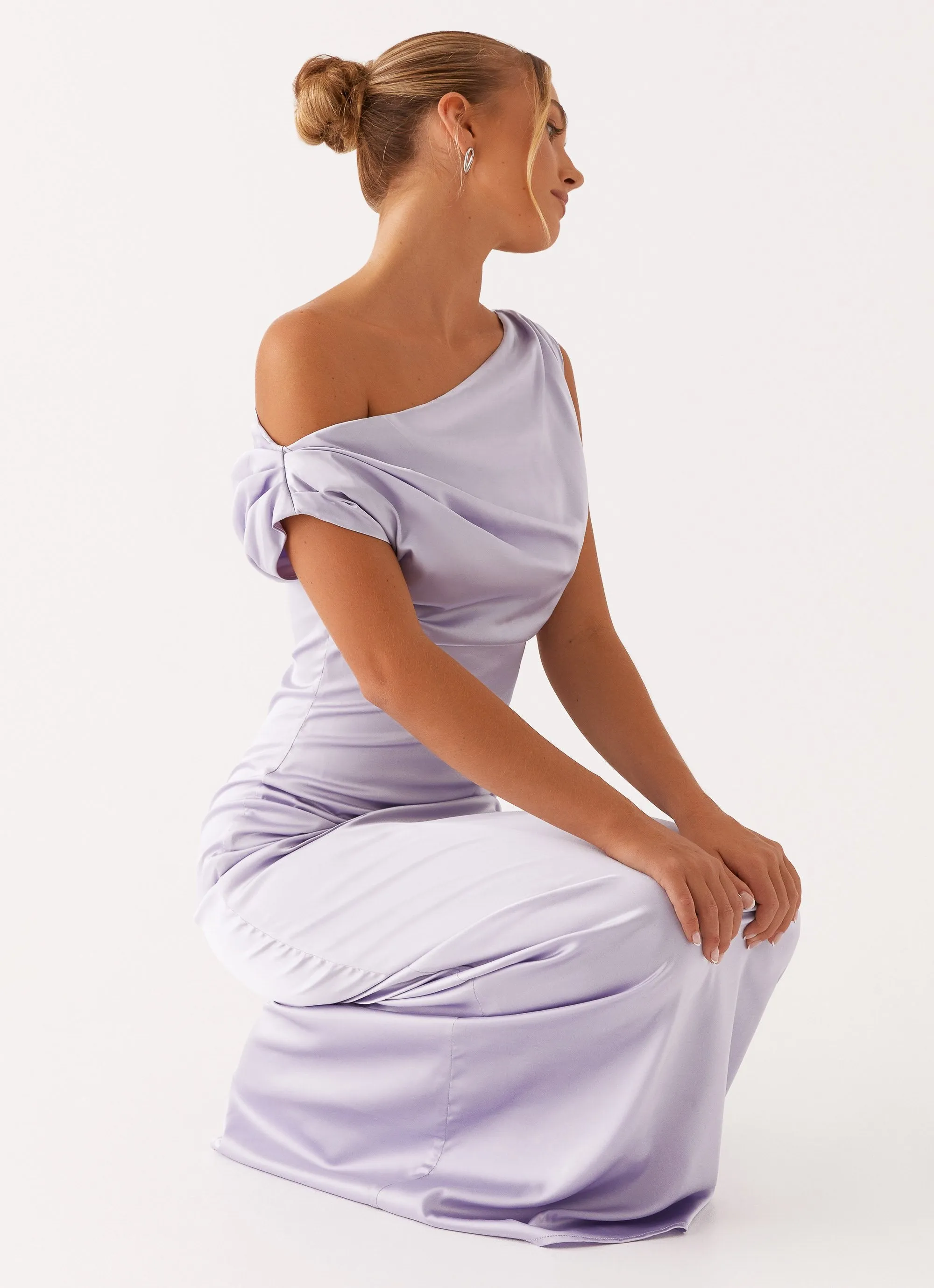 Trendy Appearance Easy-to-style casual dress Heart Of Glass Satin Maxi Dress - Lilac