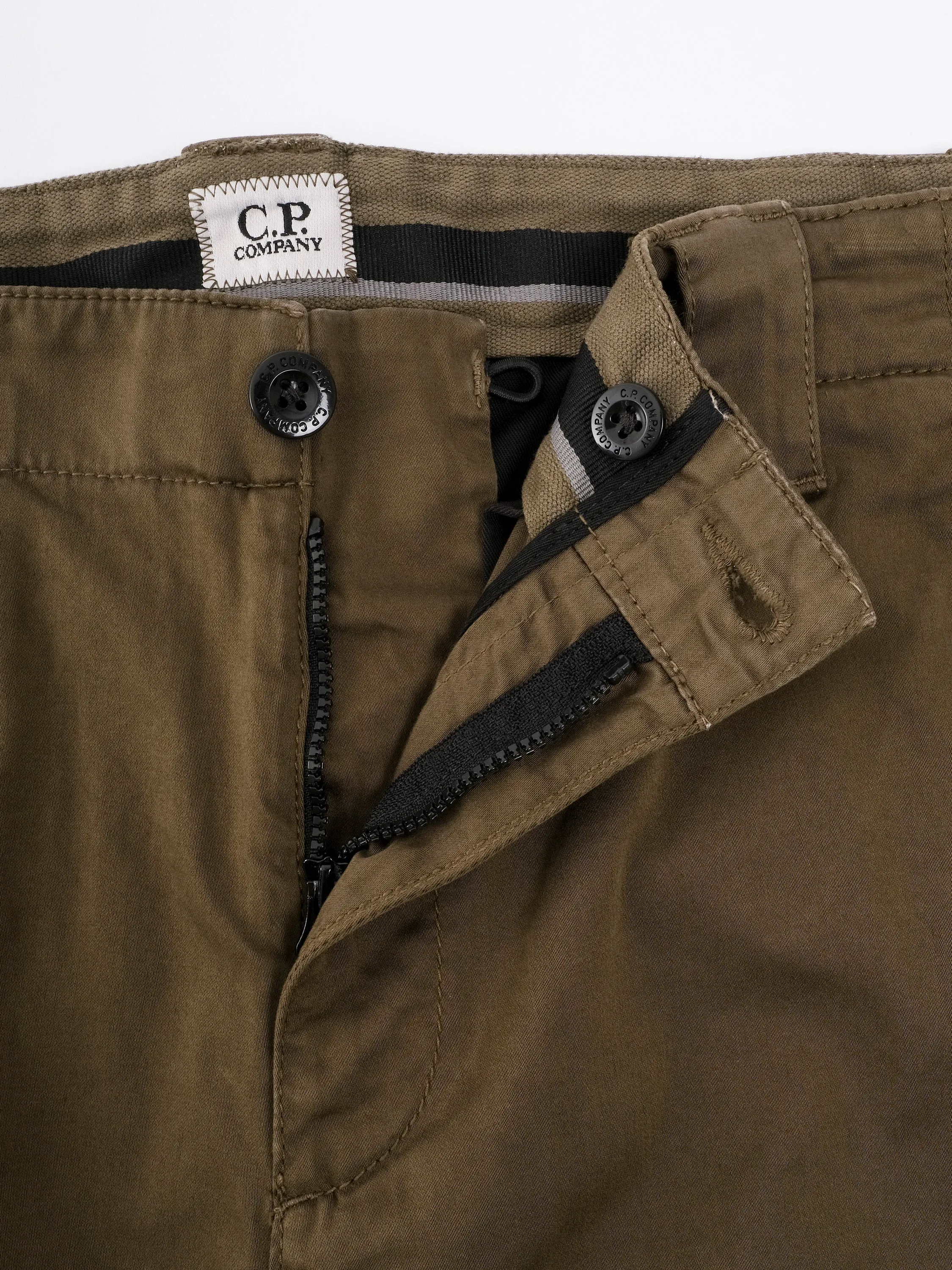 Stretch Sateen Cargo Shorts / Ivy Green