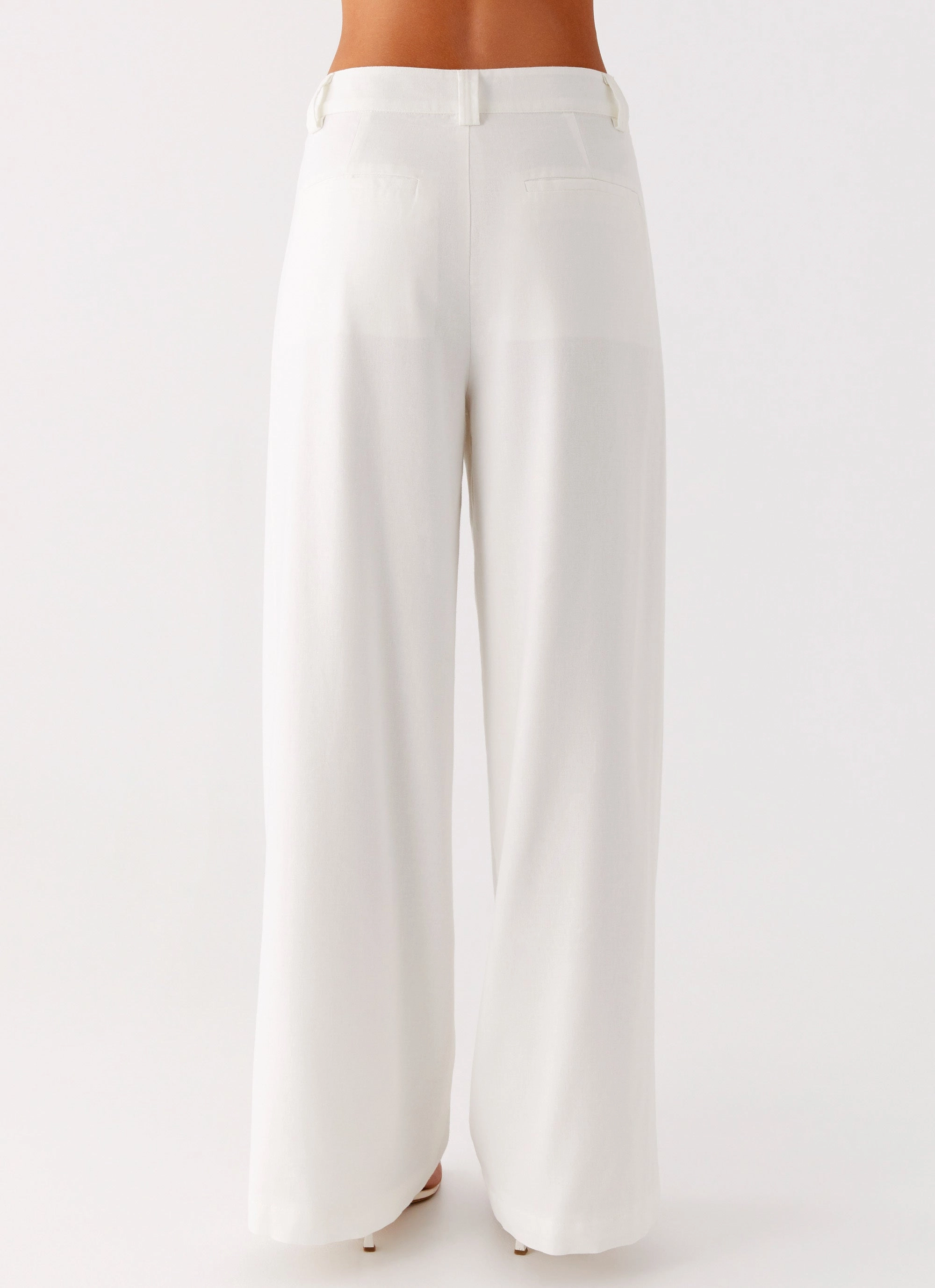 Sporty Touch Delong Low Rise Linen Pants - White