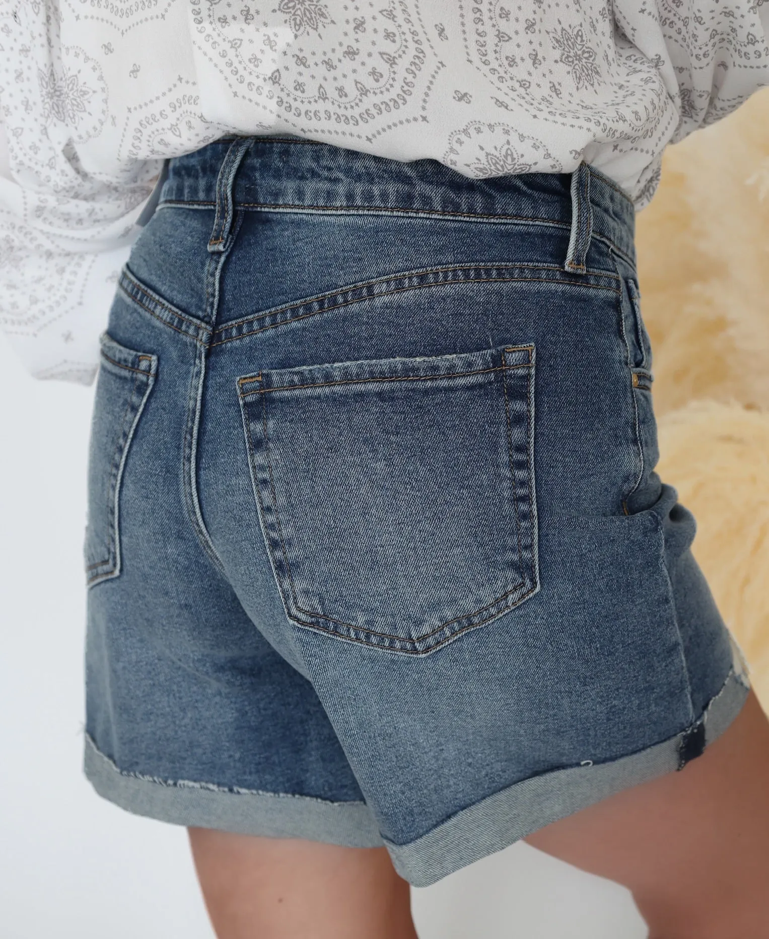 Taylor High Rise Short (FINAL SALE) Core Stretch Stretchy Waist