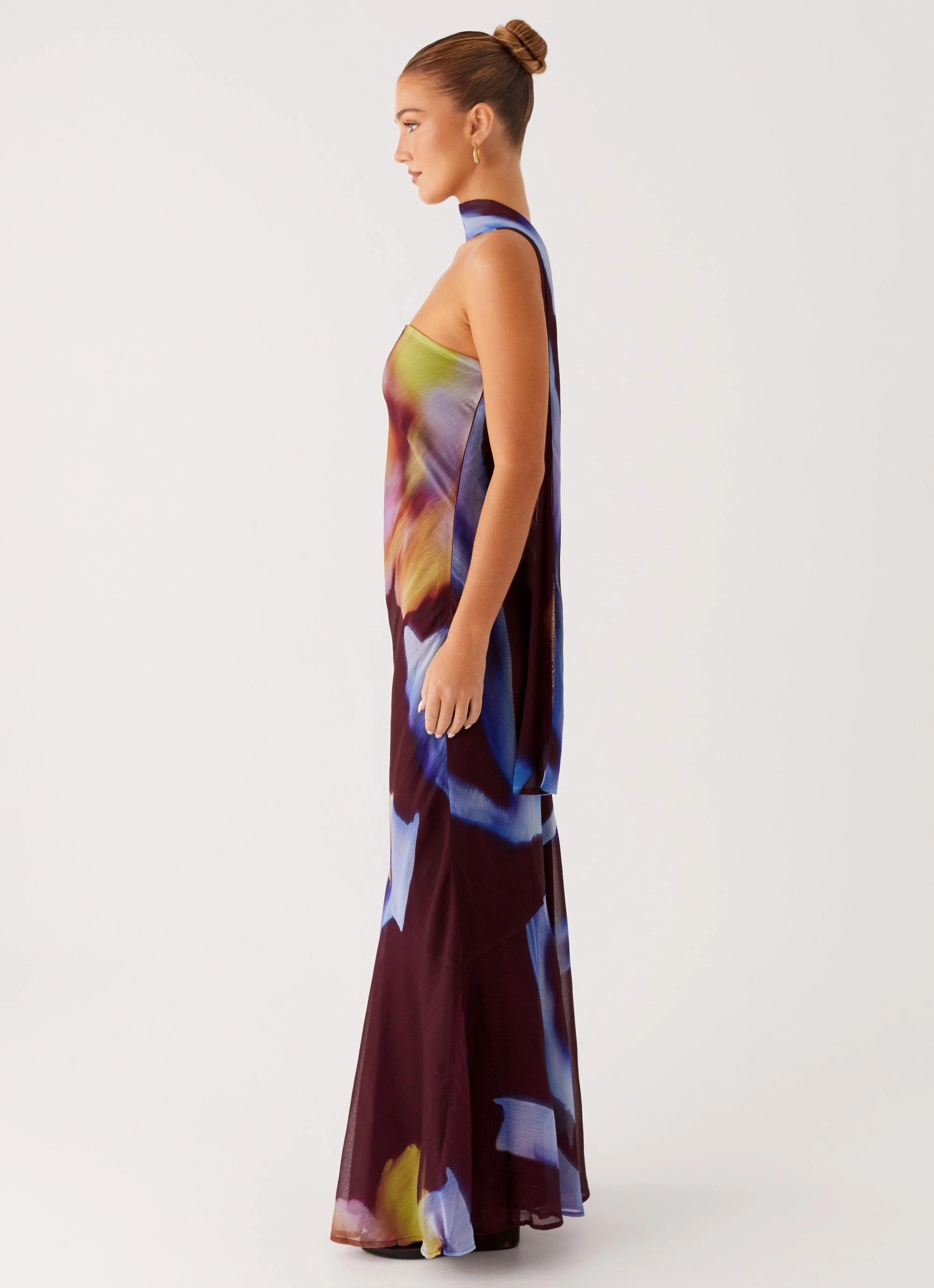 Understated Glam Easy Layers Under The Pagoda Maxi Dress - Dark Floral