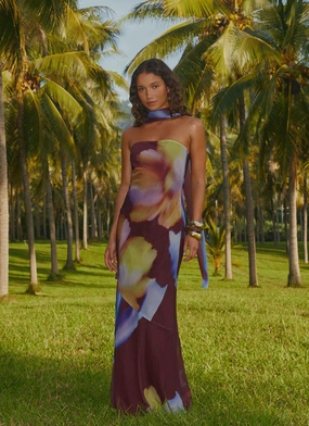 Comfortable Waist Design Fit Under The Pagoda Maxi Dress - Dark Floral