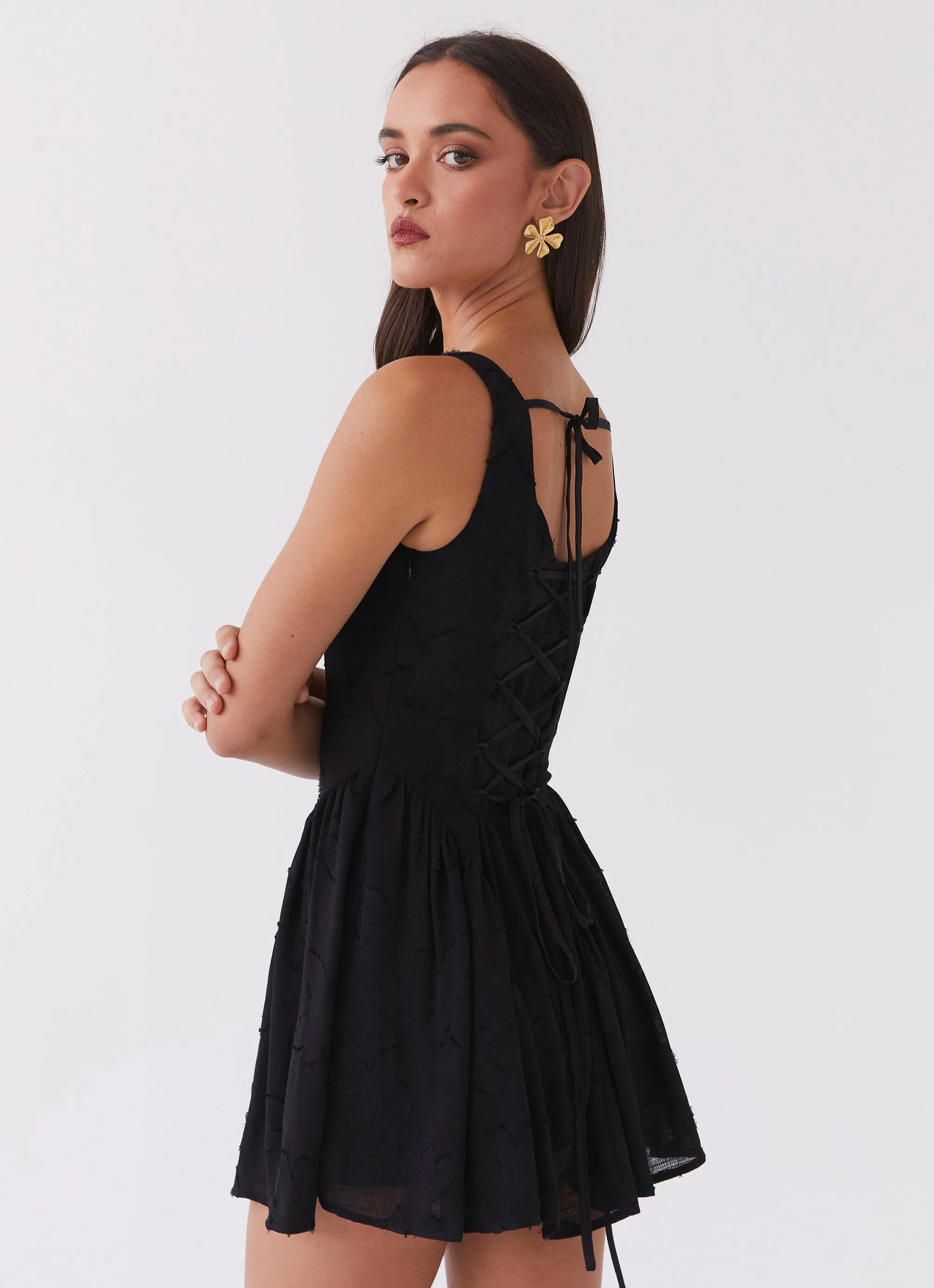 Evelyn Mini Dress - Black Timeless Layer Seasonal Must-Have