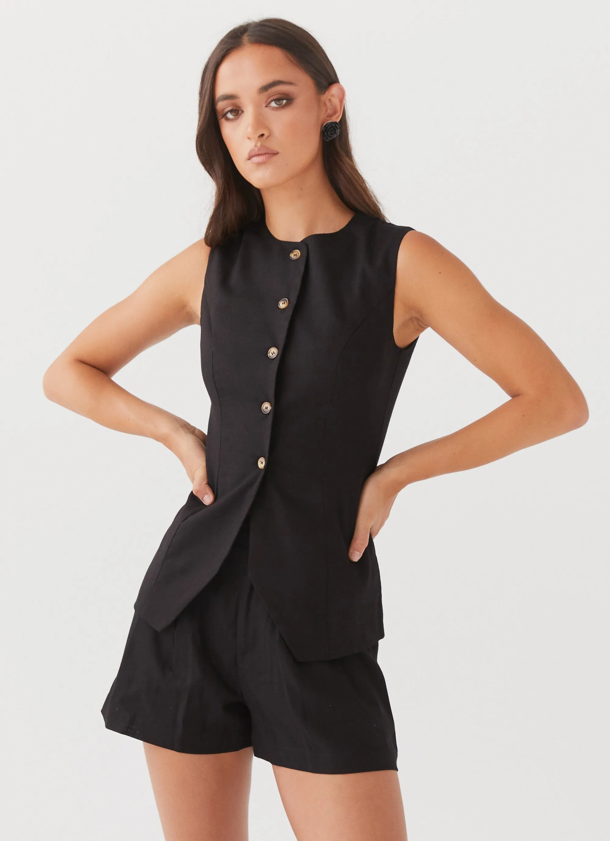 Quick Dry Performance Born For Bordeaux Linen Shorts - Black