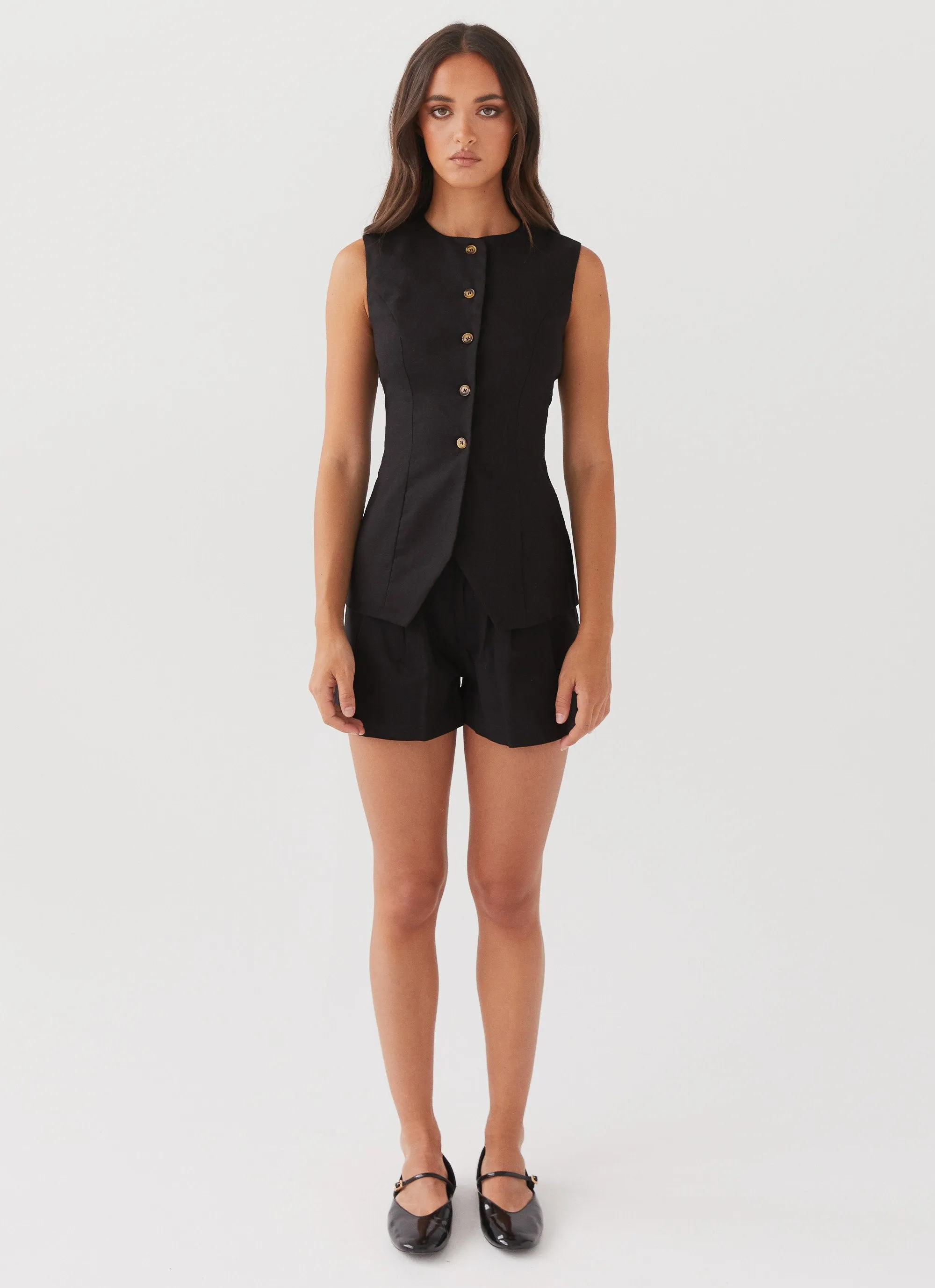 RawEdgedDesign Born For Bordeaux Linen Shorts - Black