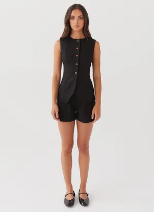 RawEdgedDesign Born For Bordeaux Linen Shorts - Black