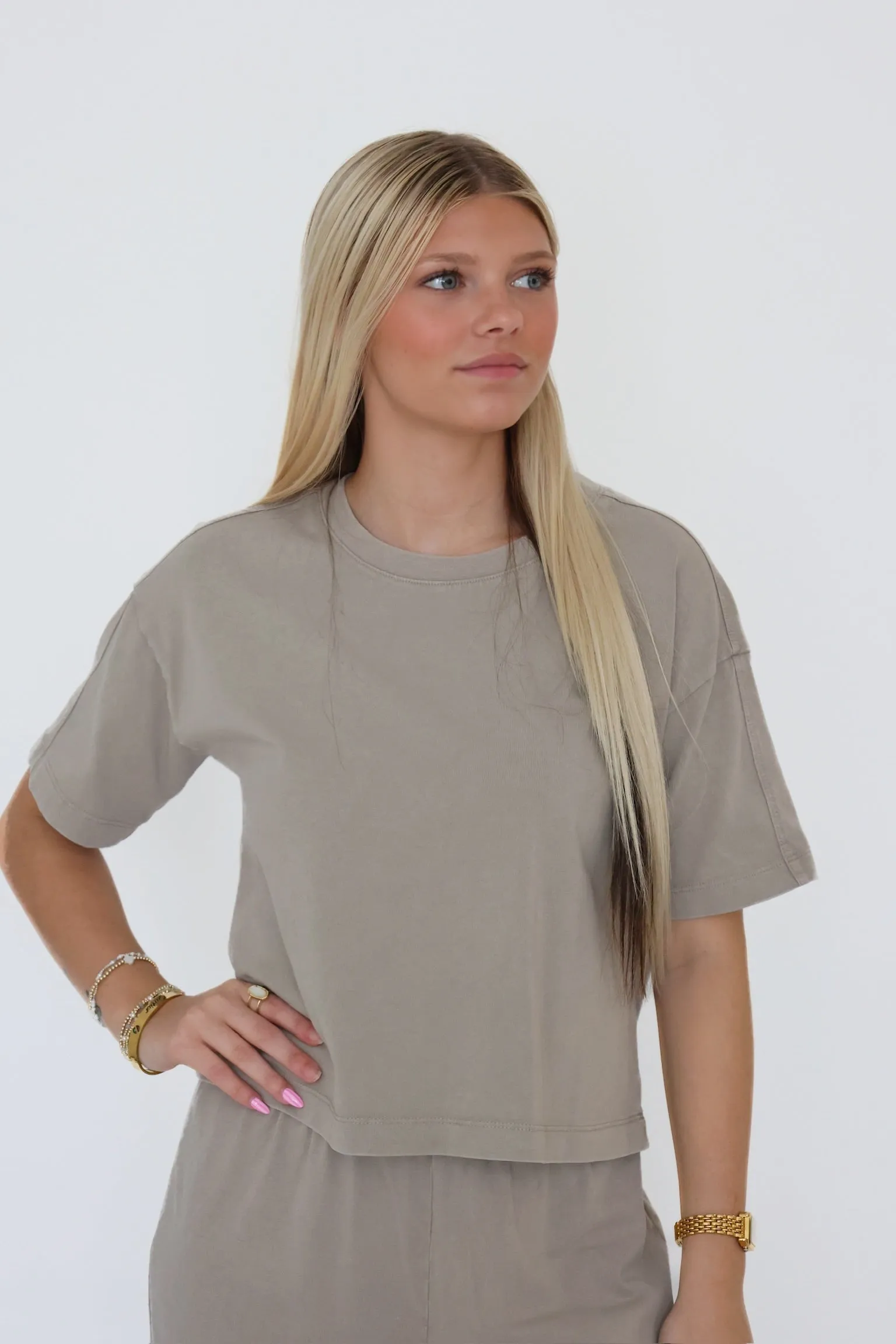 VentilatedMeshPaneling ErgonomicSleeves On The Go Tee- Retreat