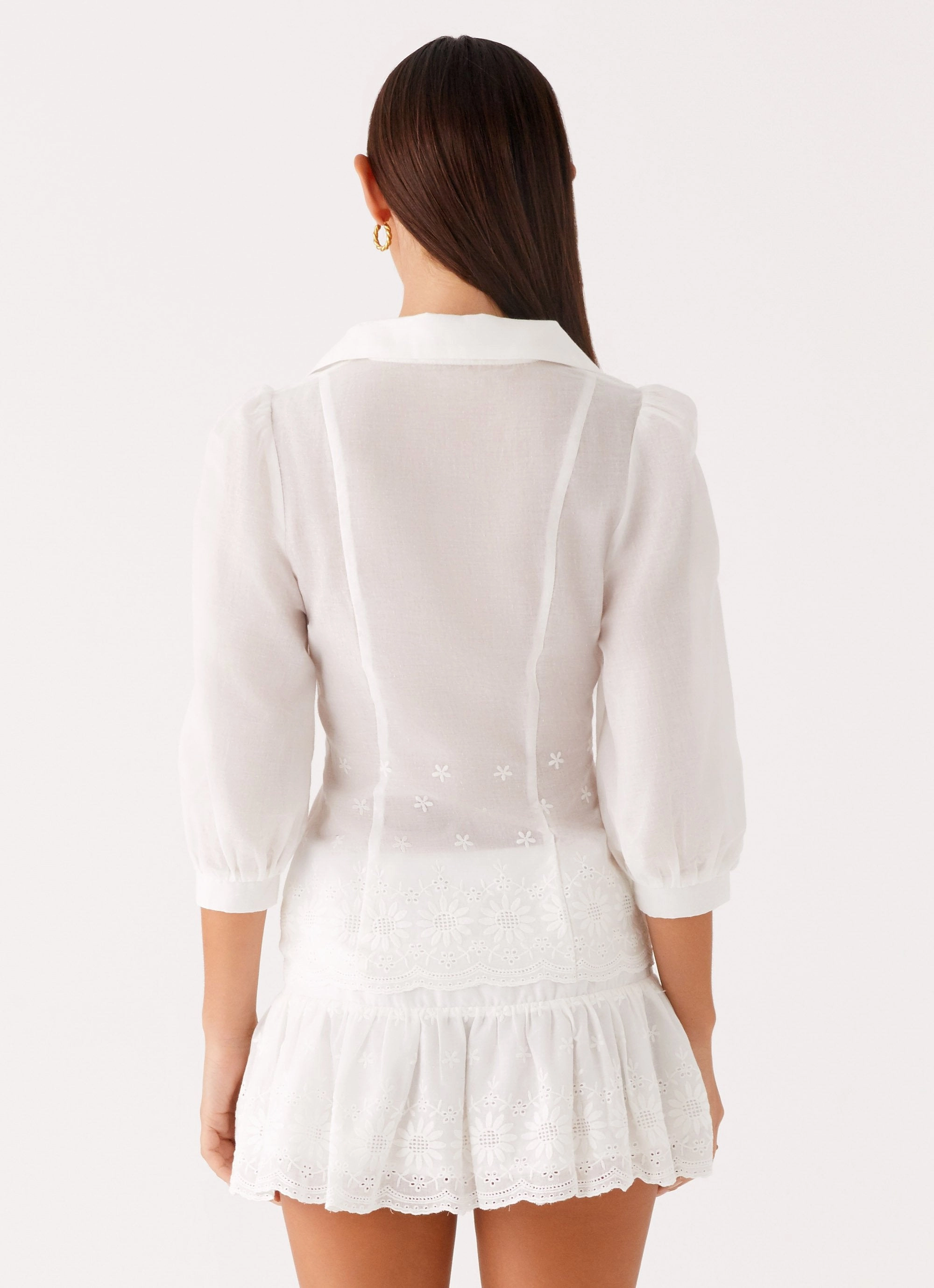 Breathable Lining Sync Love Broderie Mini Skirt - White