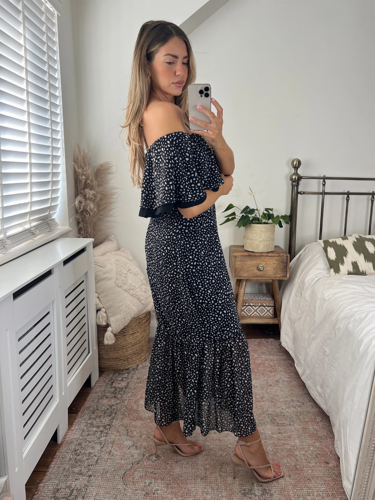 Shine Moment Bold Pattern Tara Bandeau Dress / Mono Spot