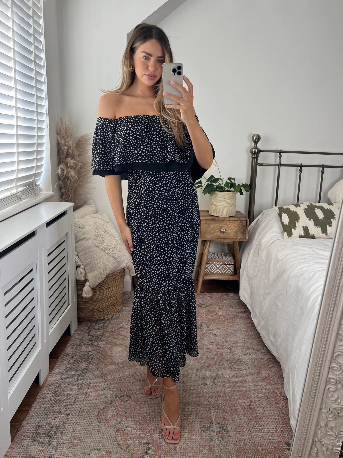 Tara Bandeau Dress / Mono Spot Perfect Fit Look Moment Soft