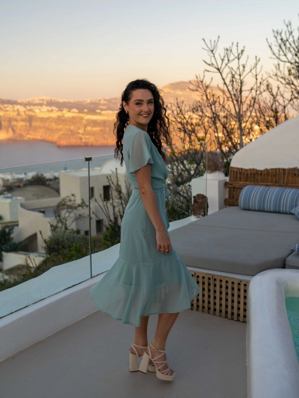 Faith Midi Ruffle Dress / Sage Basic Shape