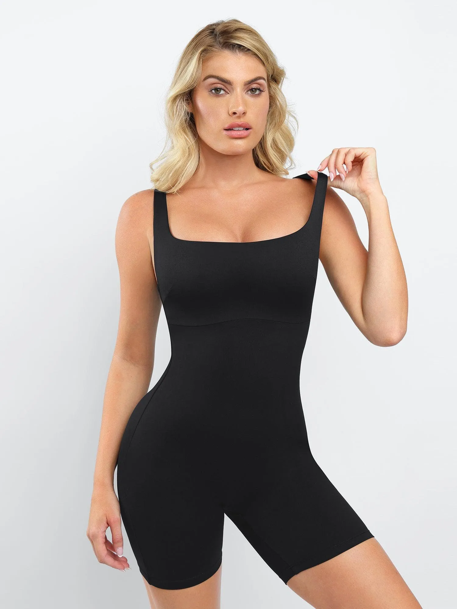 Shapewear Square Neck Slimming Mid-Thigh Workout Romper Midweight Texture Classic Cut